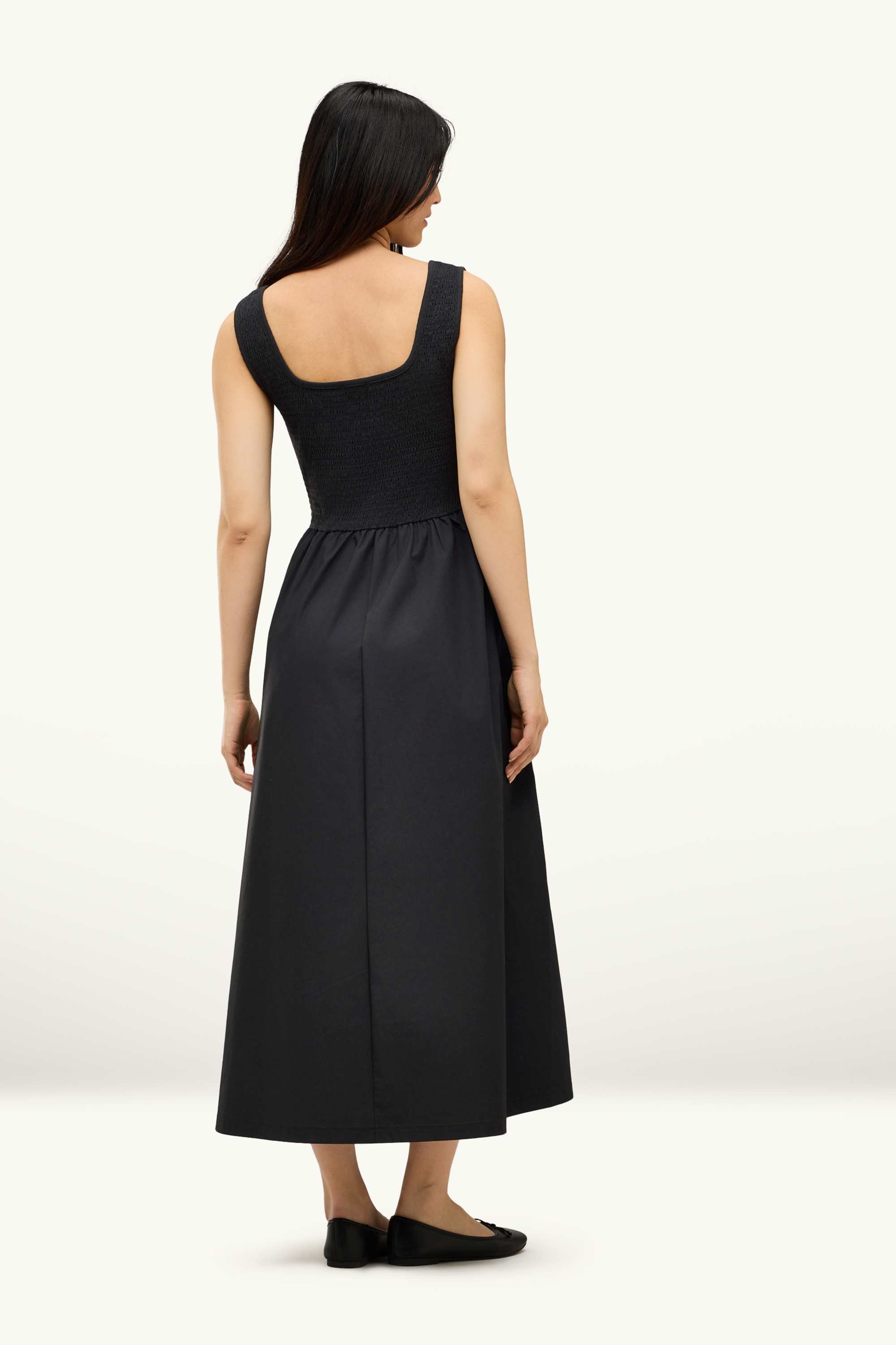 Fit & flare dress - smocked black