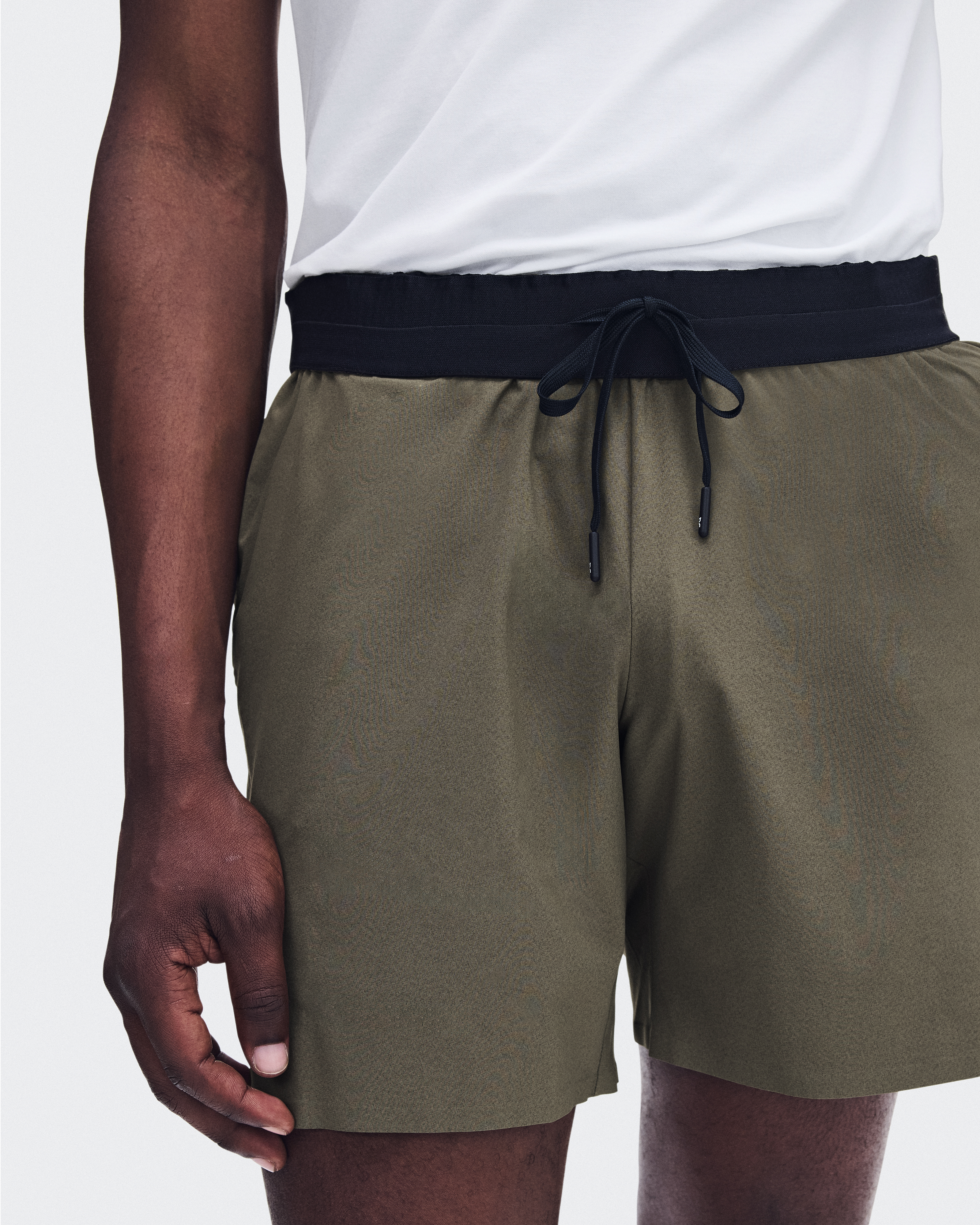 Focus Shorts - Bark