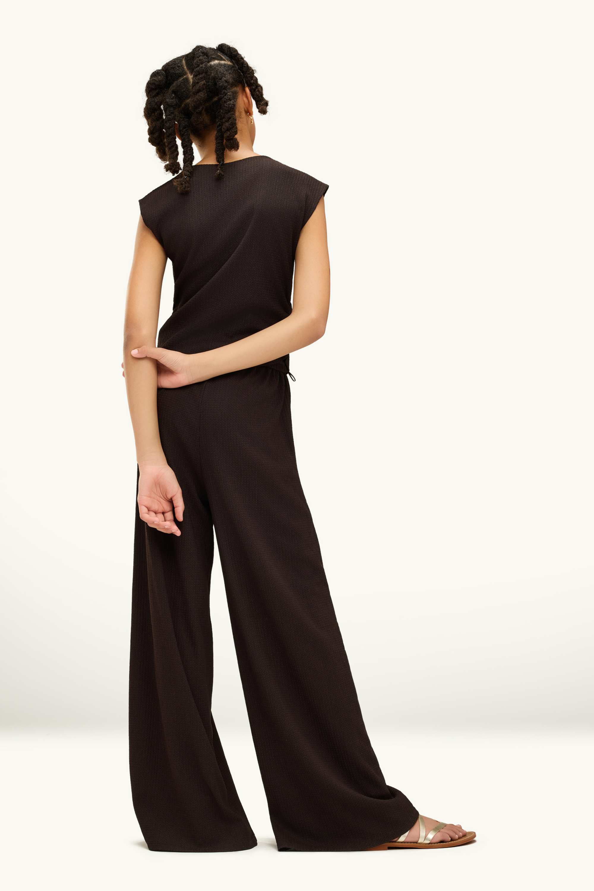 Set - top and jersey bottoms - 2 piece - textured dark brown