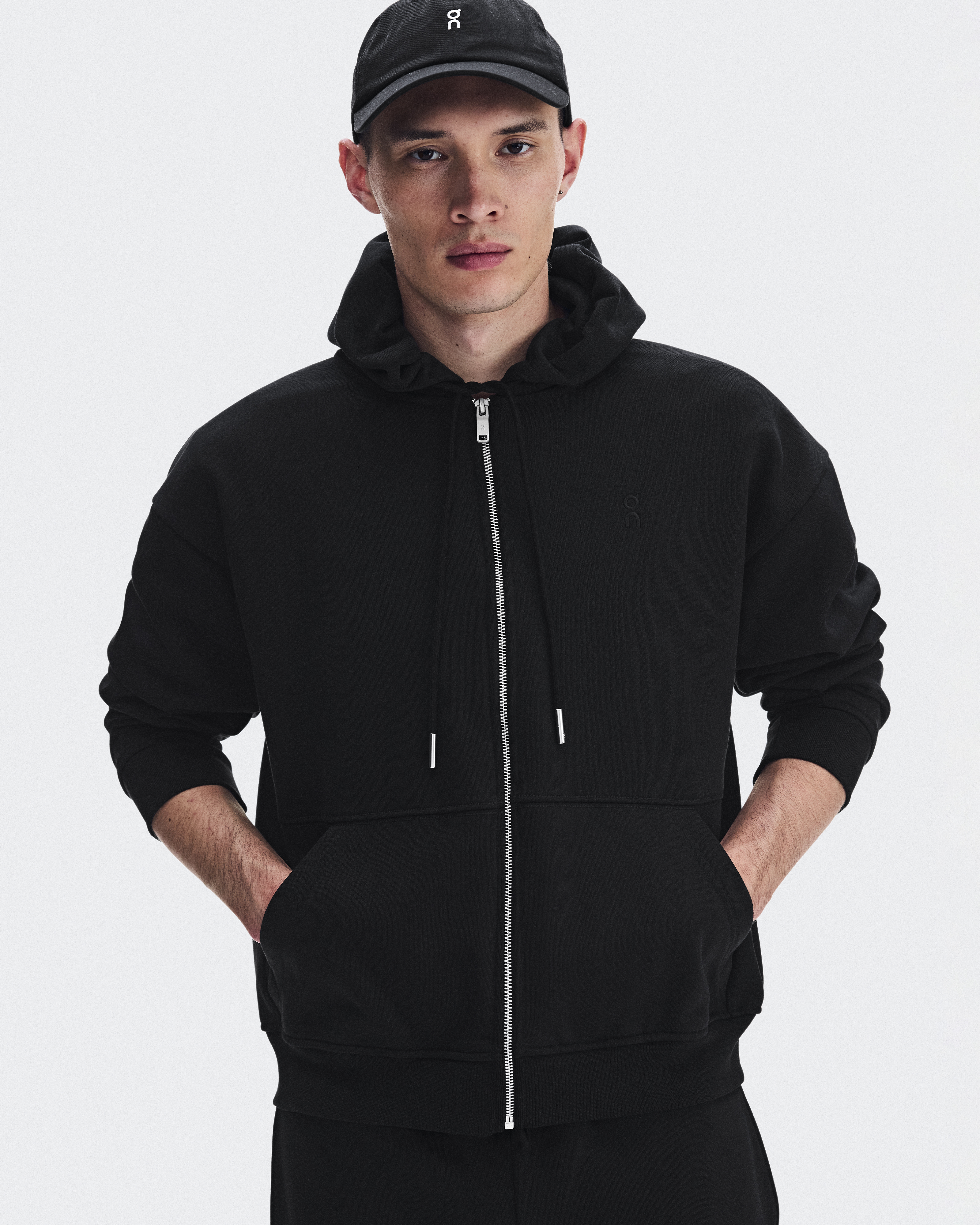 Club Collective Full Zip Runner - Black