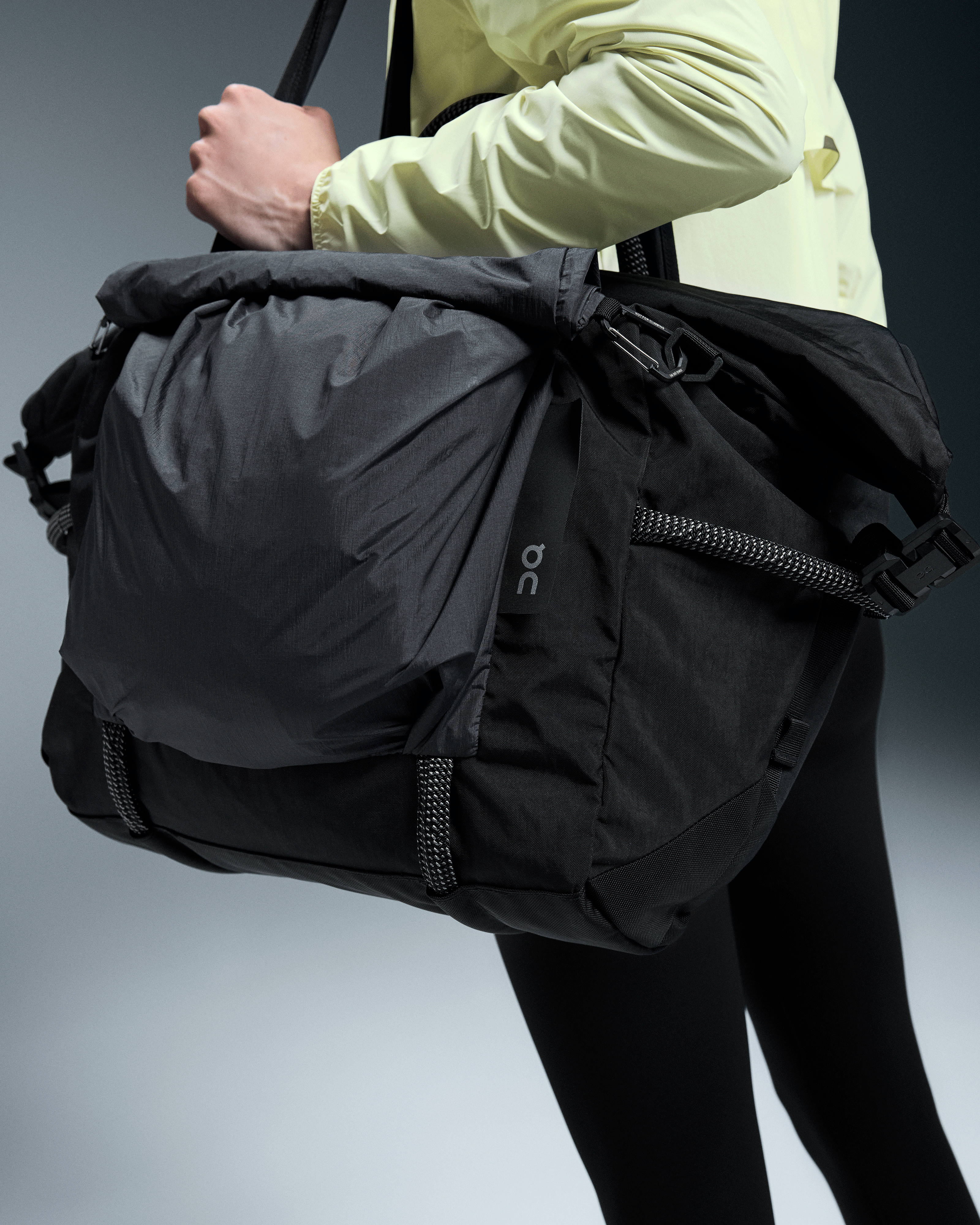 Track Pack 40L Elite - Black | Magnet
