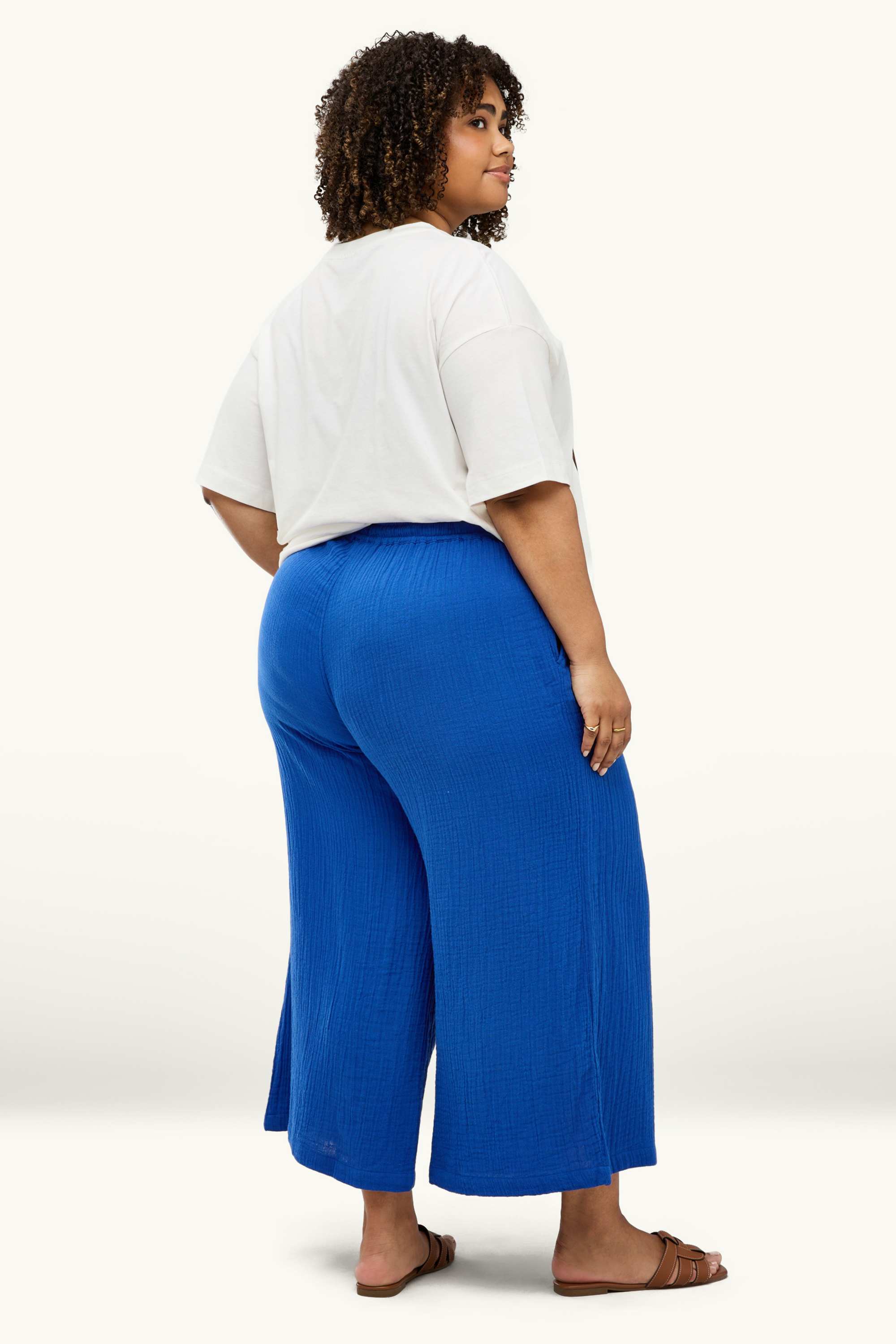 Cloth trousers - mid-rise waist - wide leg blue