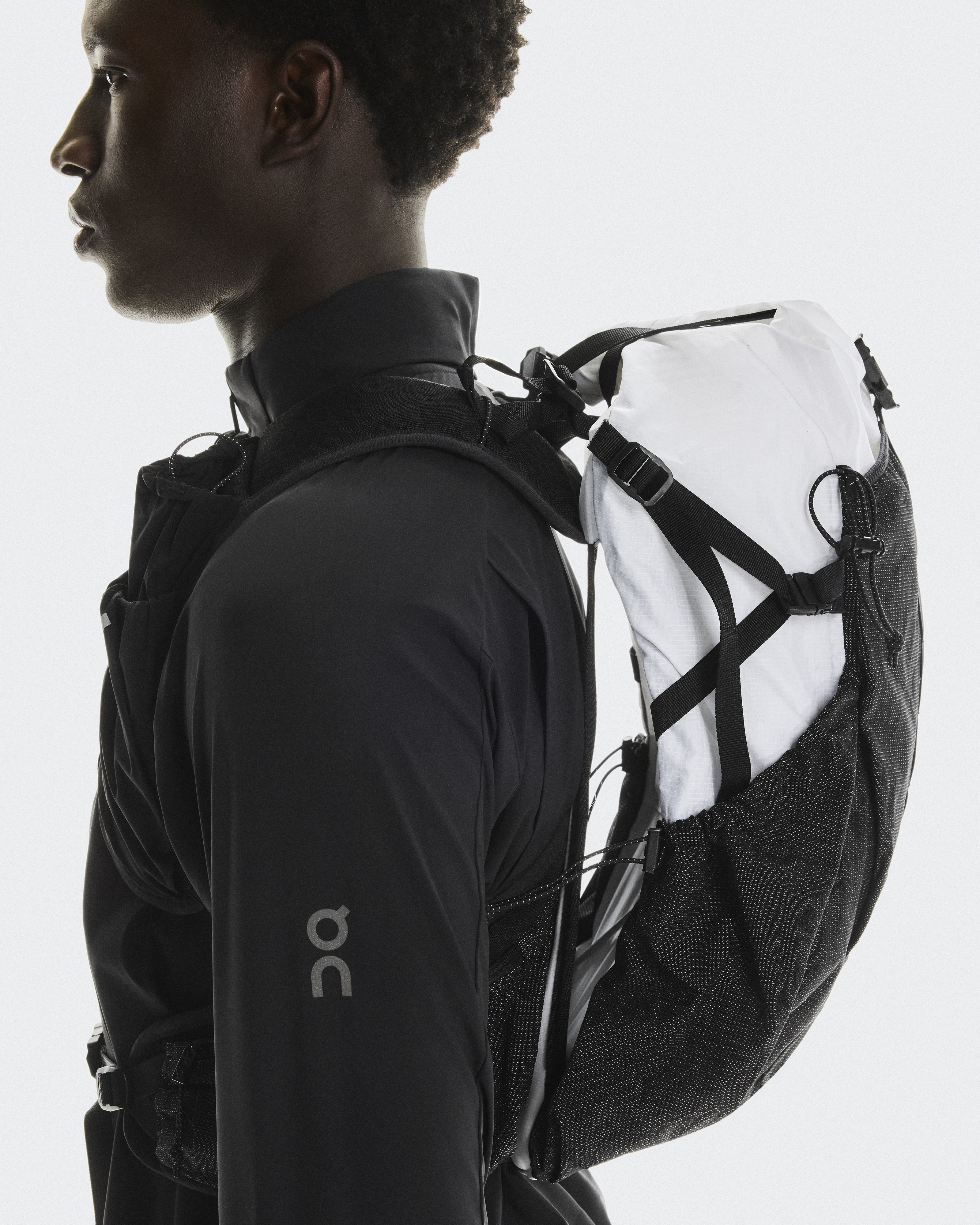 Trail Pack 20L - White | Black