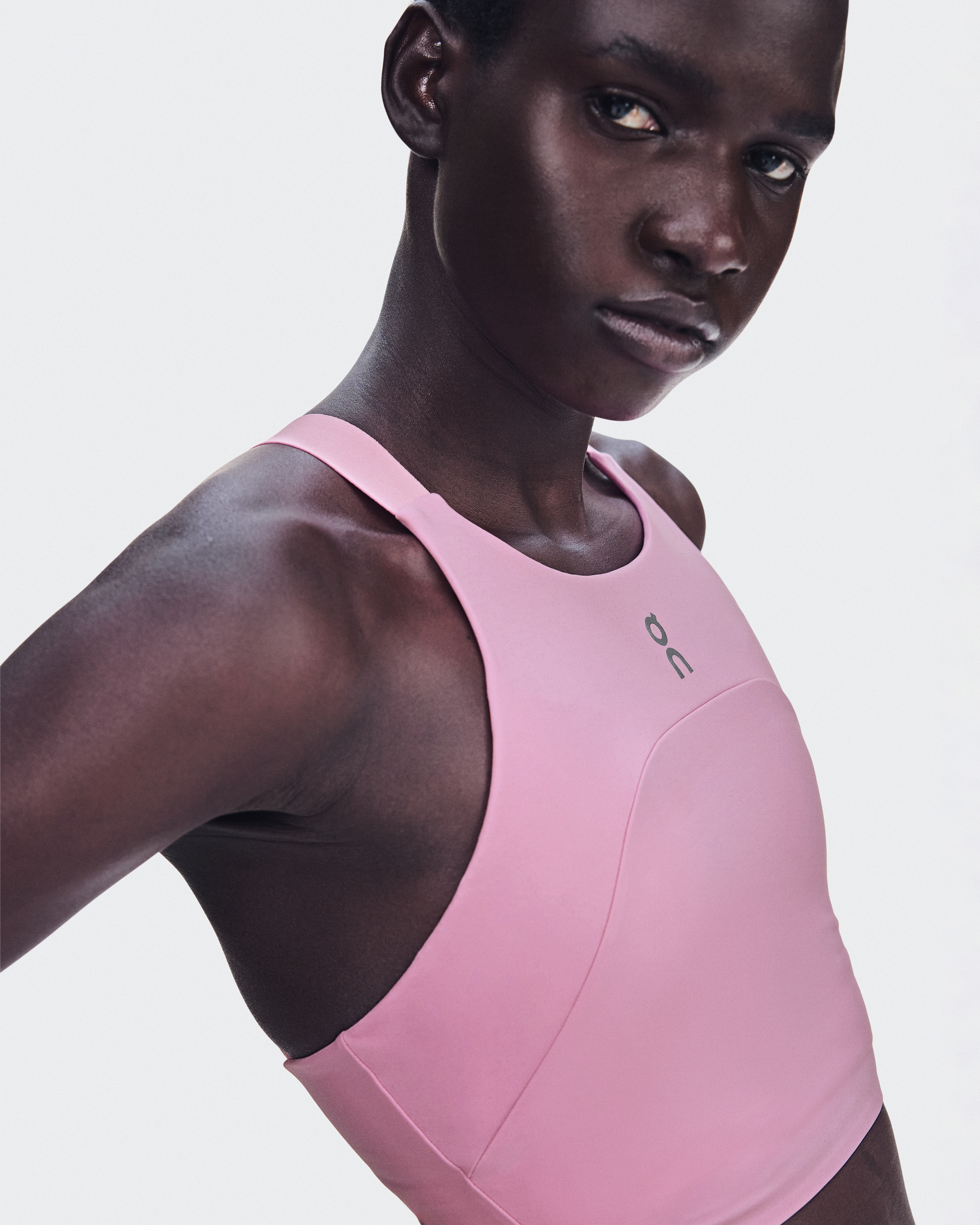Performance Crop - Magnolia