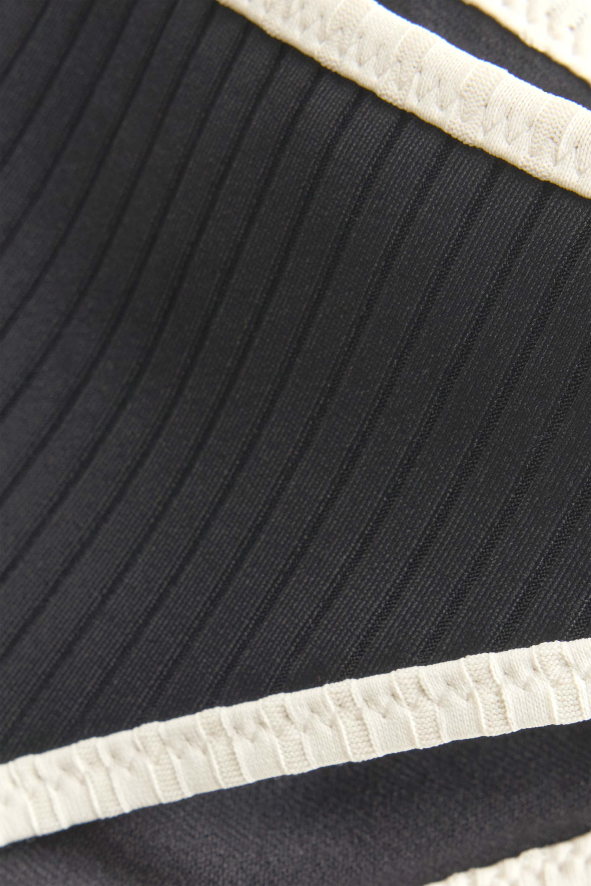 Bikini bottoms - mid-rise waist - ribbed - LYCRA® XTRA LIFE™ black