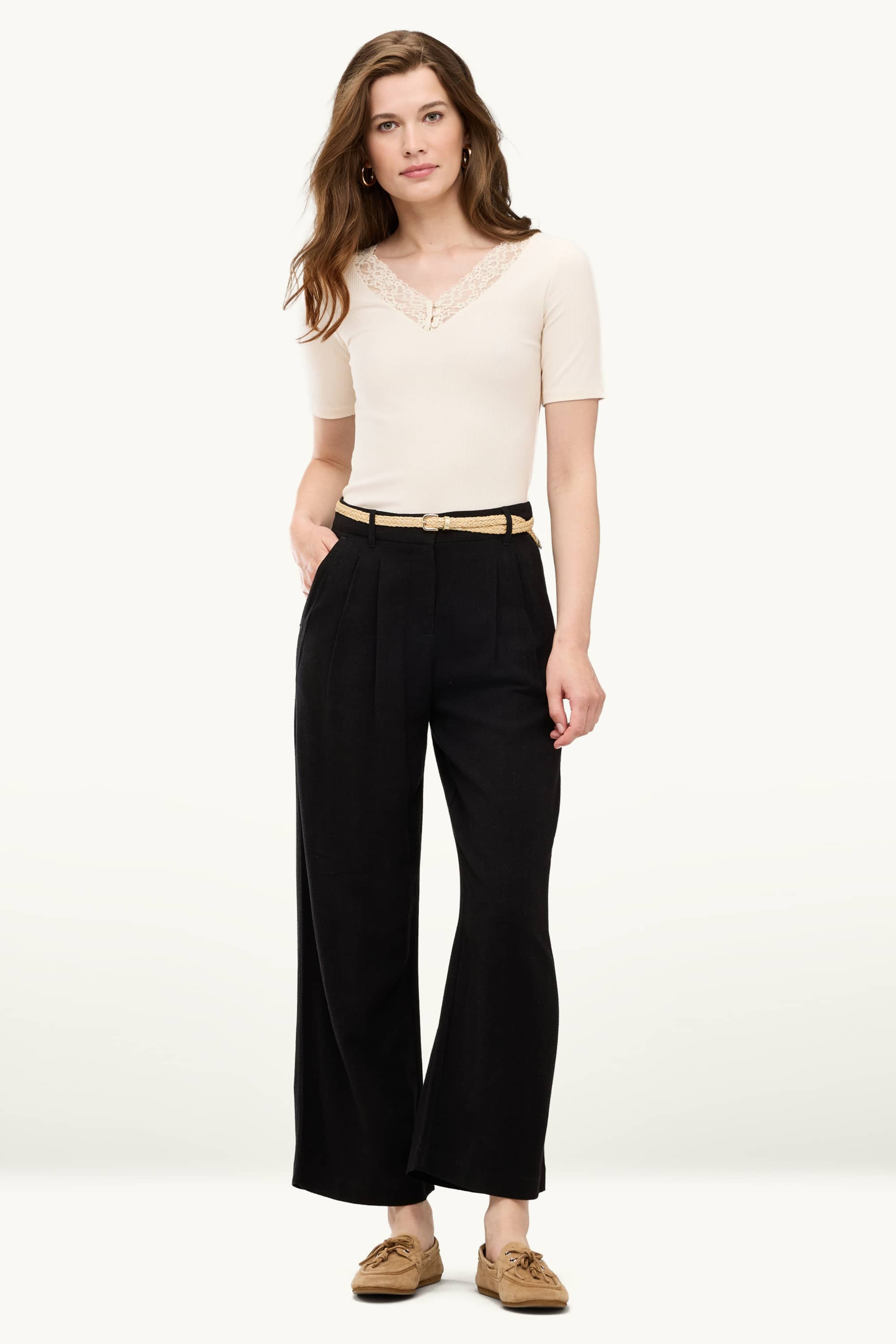 V-neck T-shirt - regular fit - ribbed cremewhite