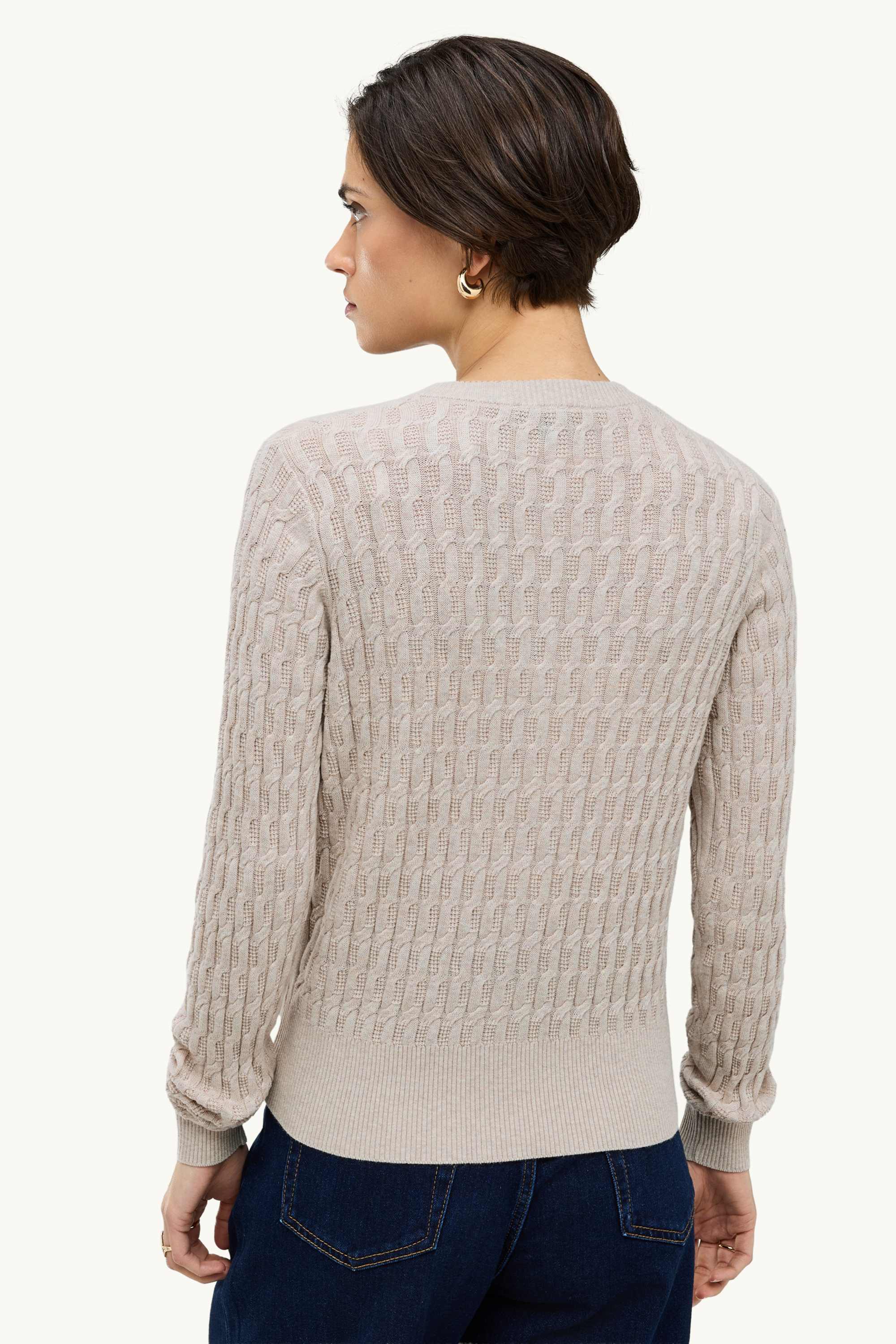 Cardigan - cable knit pattern beige