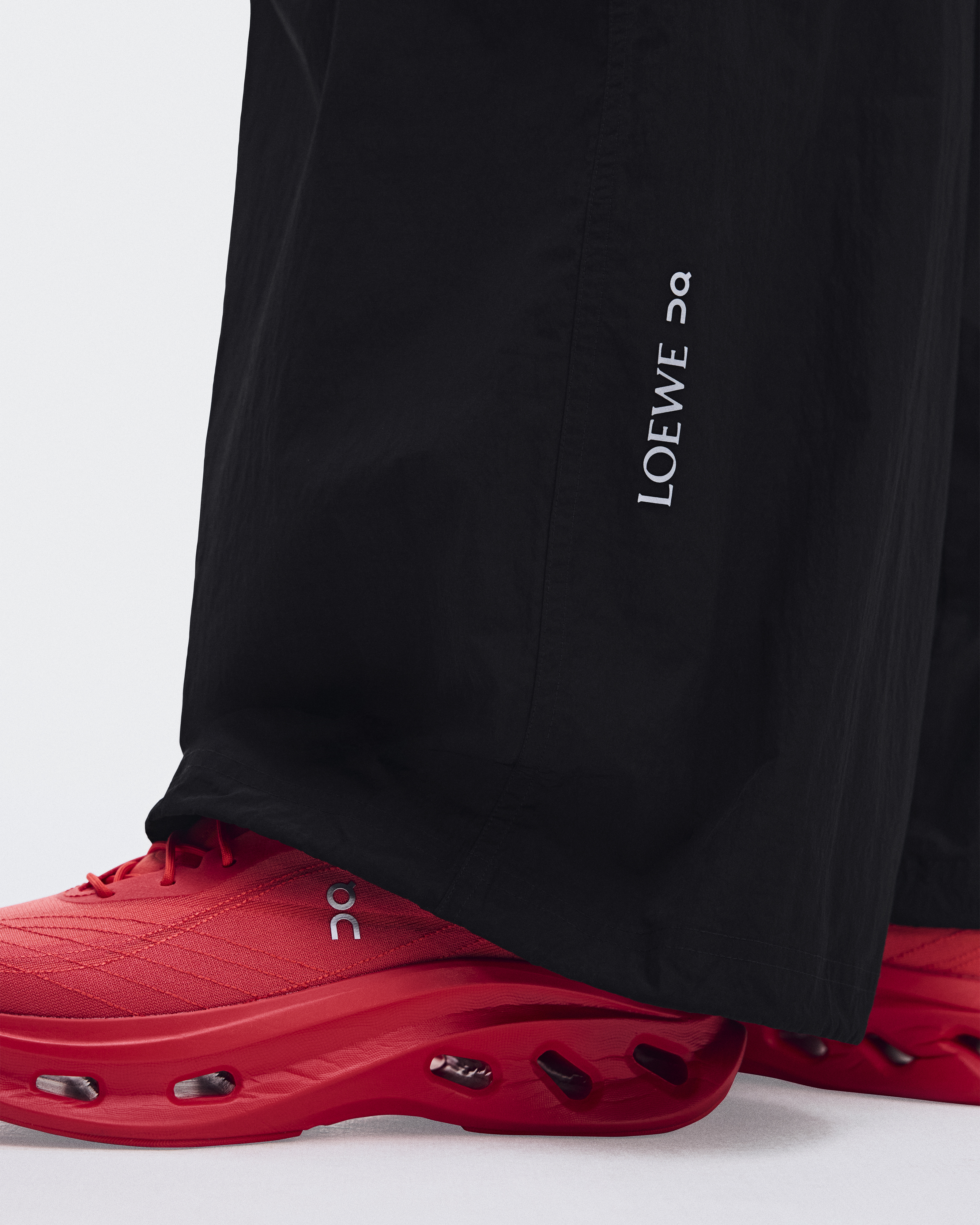 Pleated Cargo Trousers LOEWE - Black