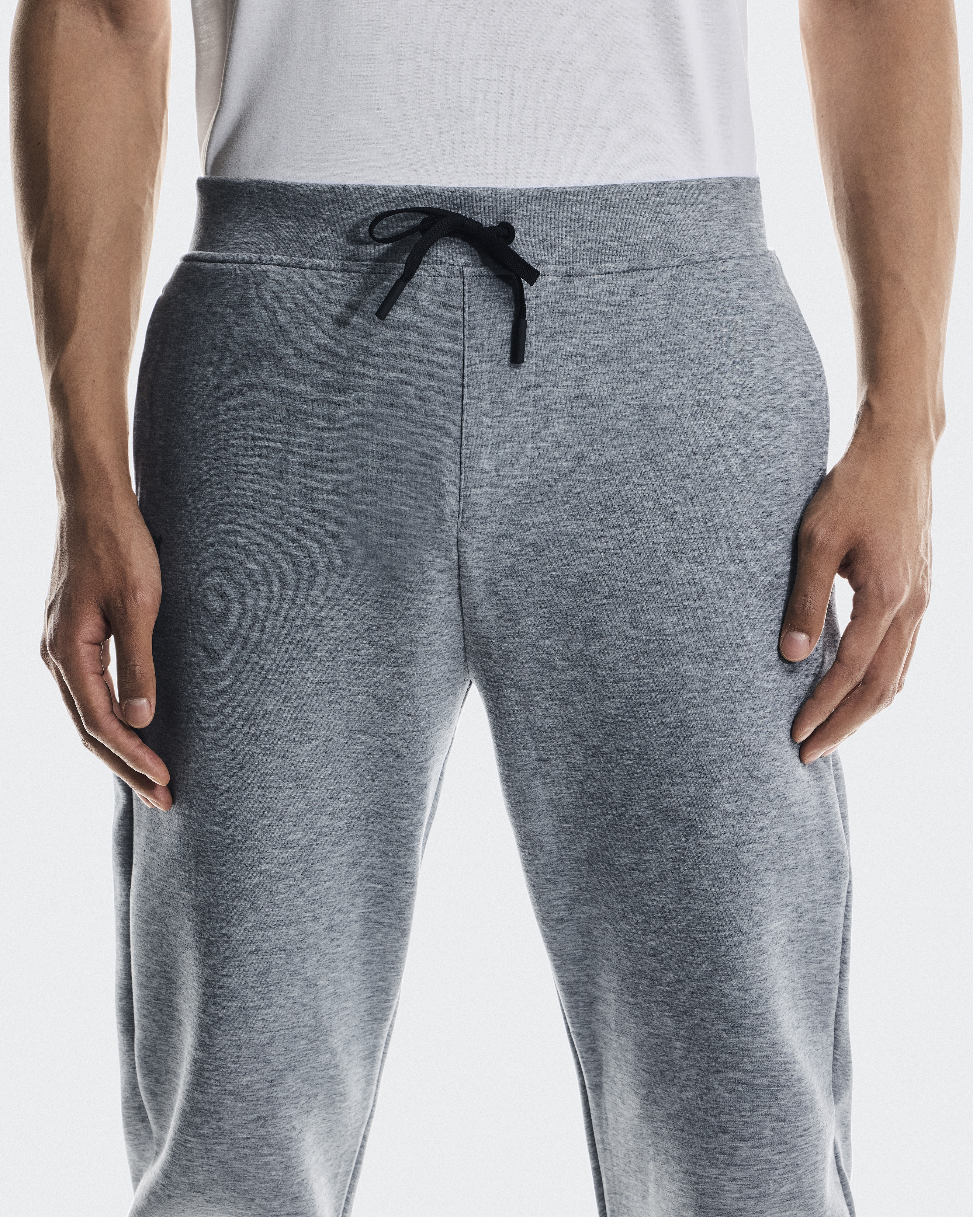 Focus Tech Sweatpants - Basalt
