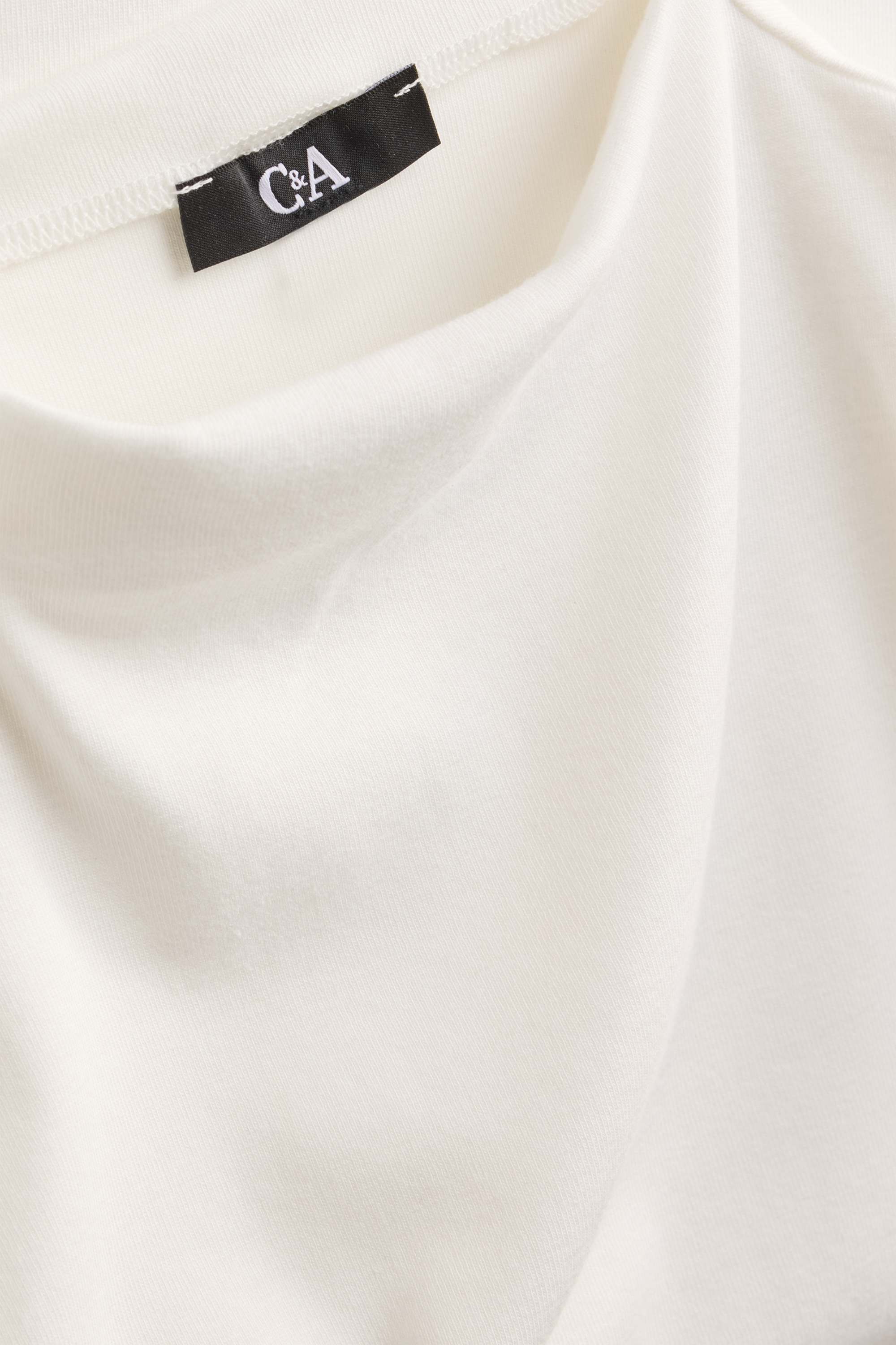 Top cremewhite
