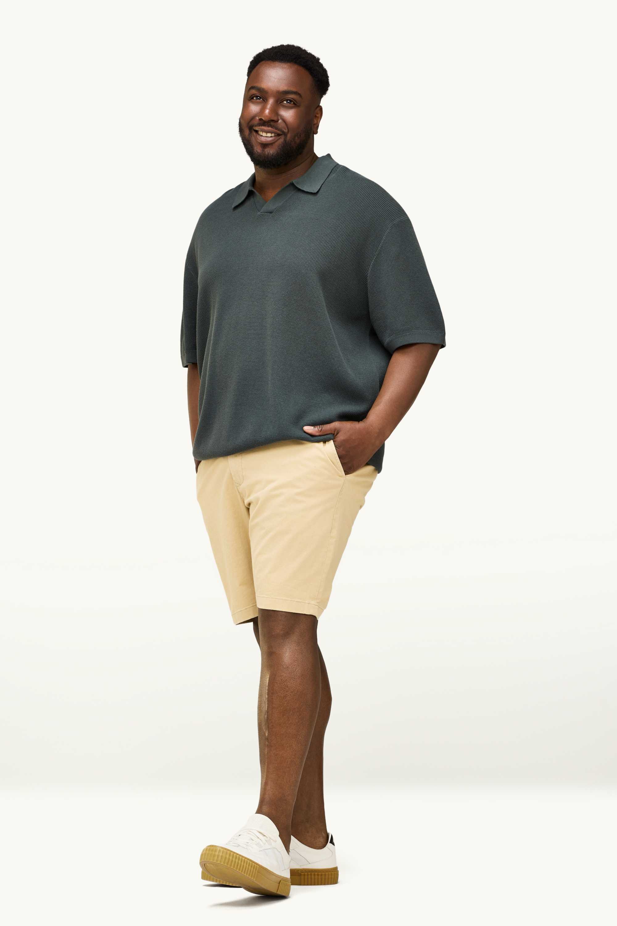 Shorts yellow