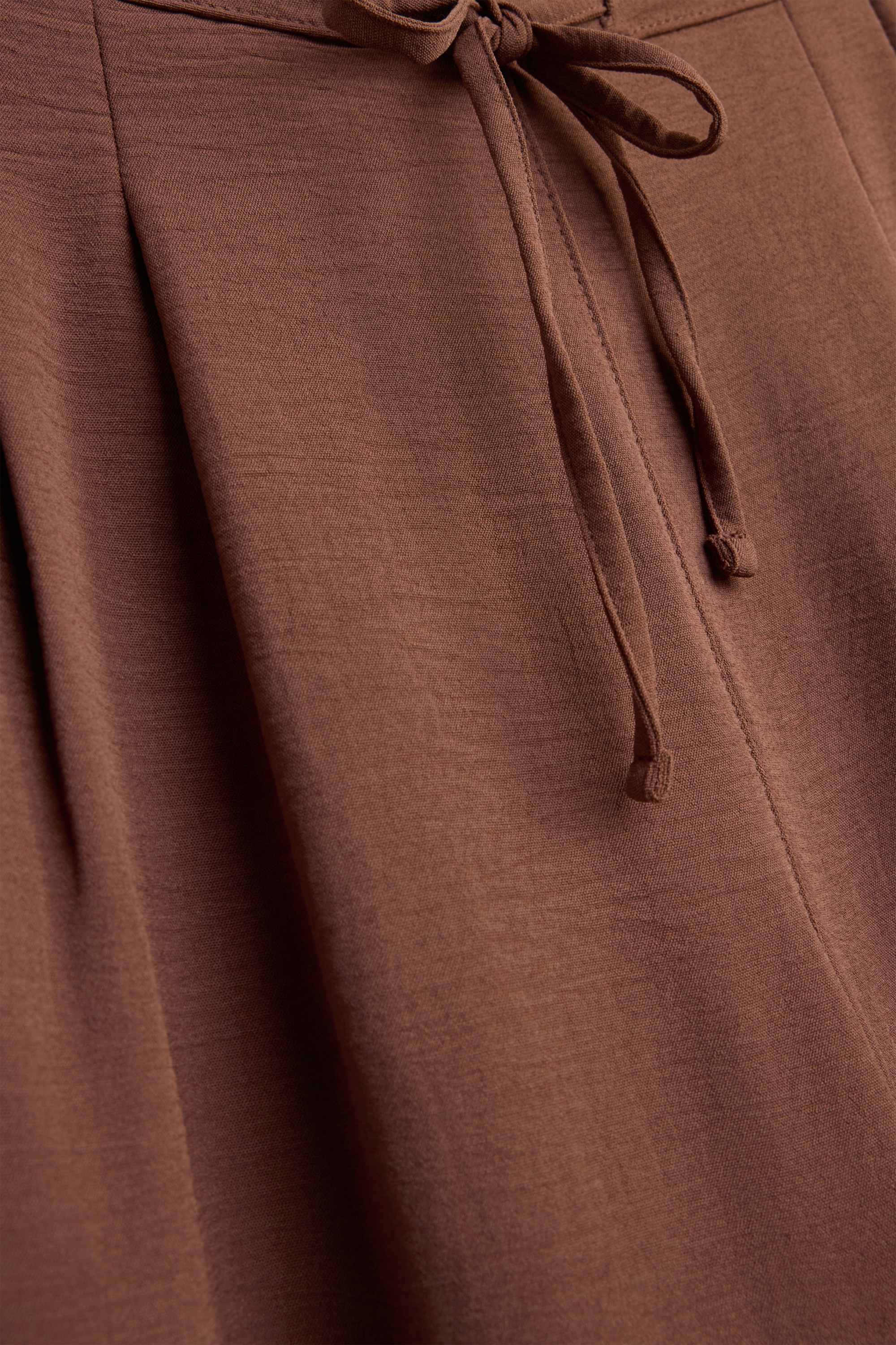Harem trousers - mid-rise waist - balloon leg brown