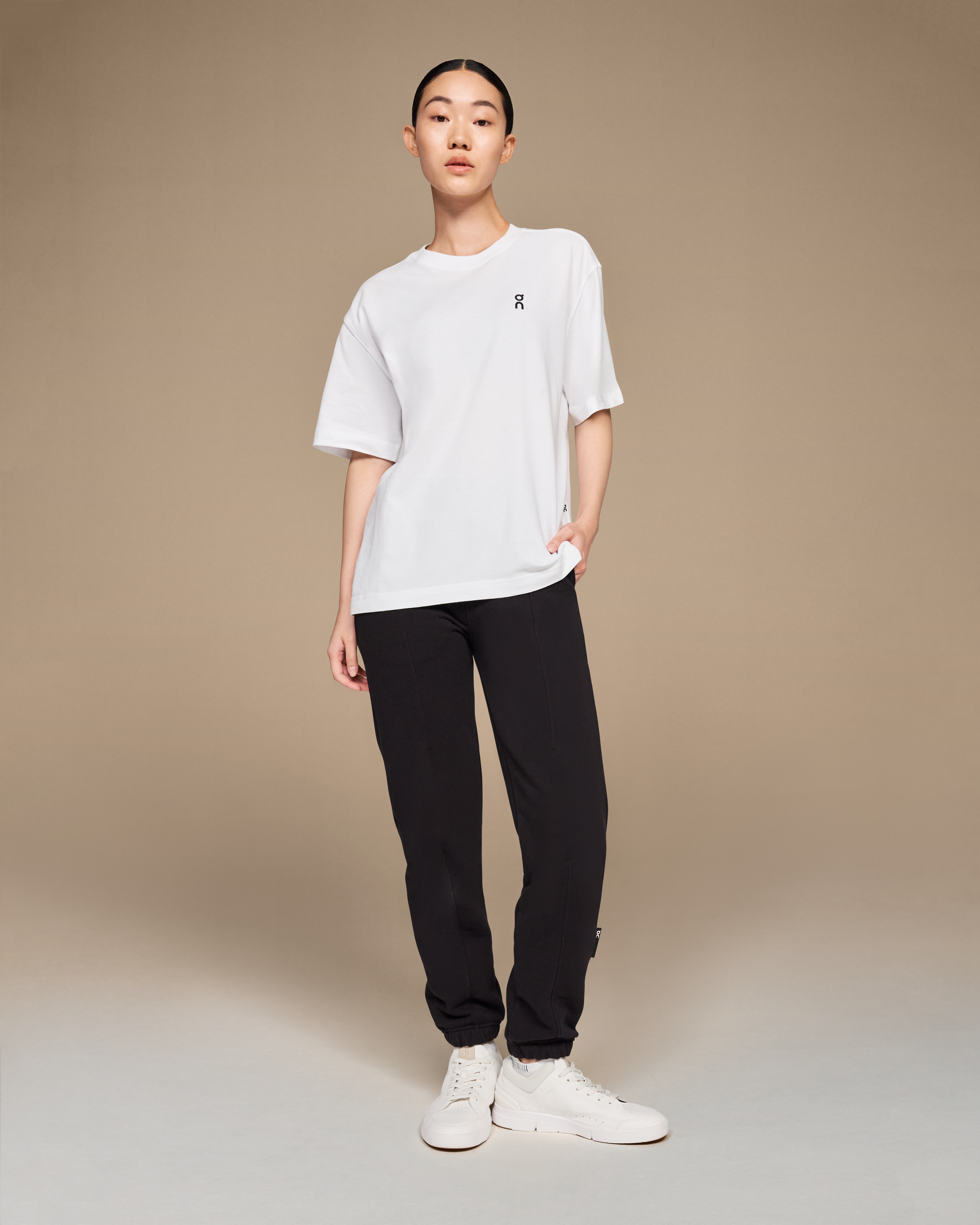 Club-T - White