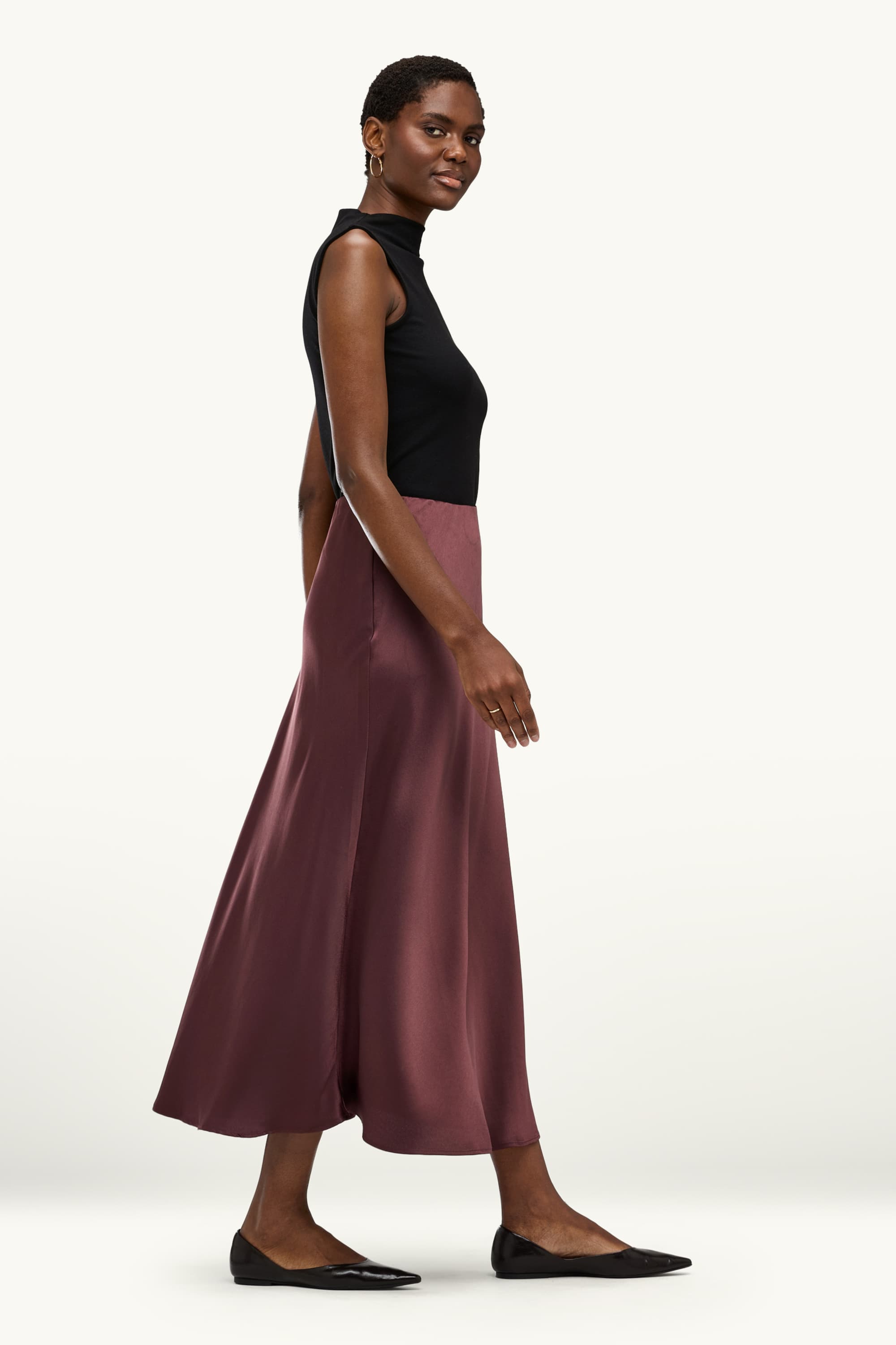 Satin skirt bordeaux