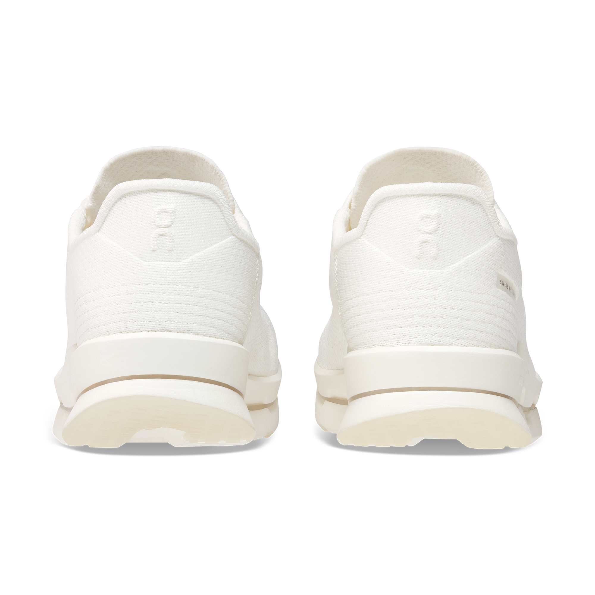 The 100% circular, high-performance Cloudneo, shot from behind.