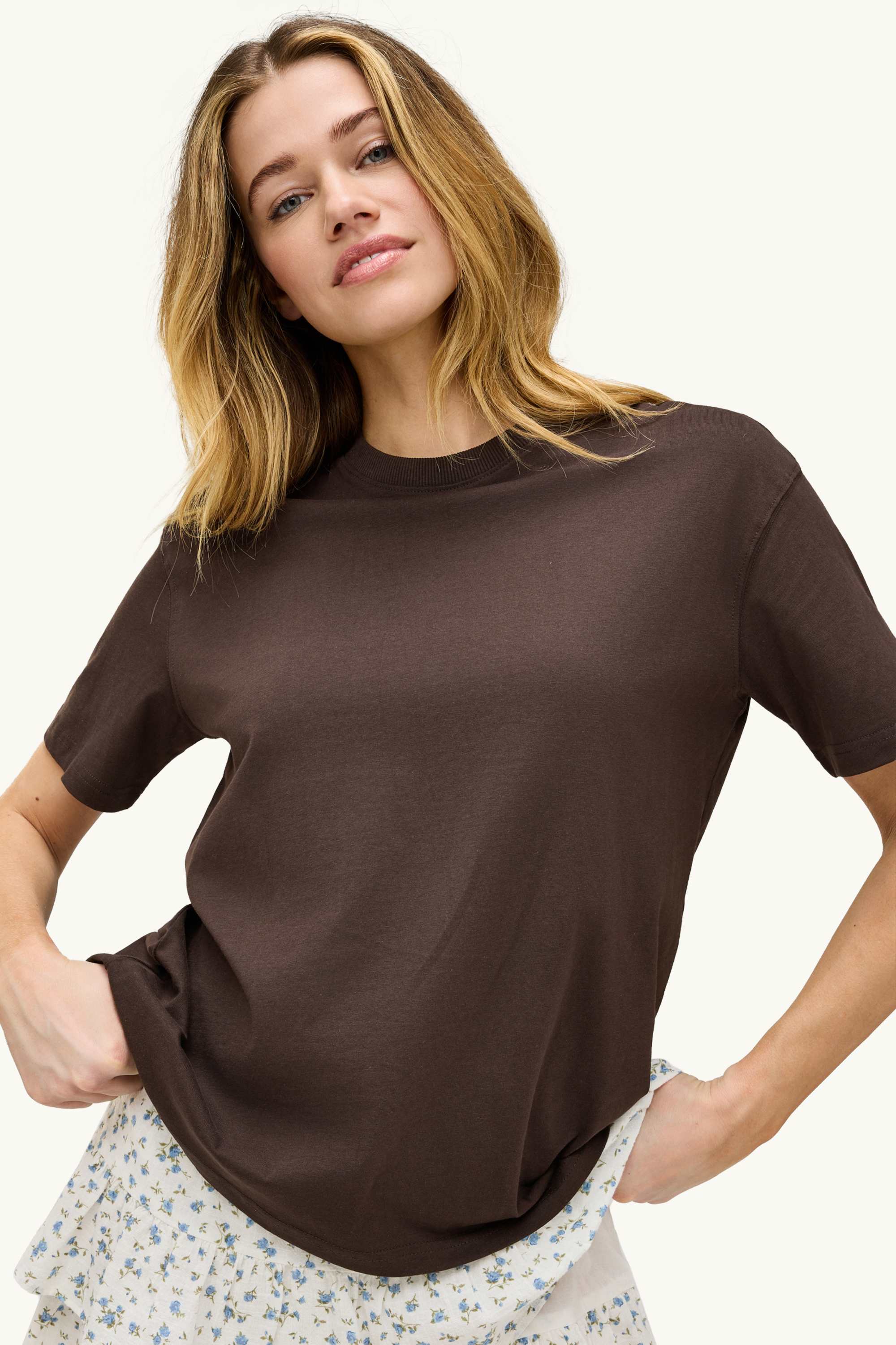 T-shirt - oversized brown