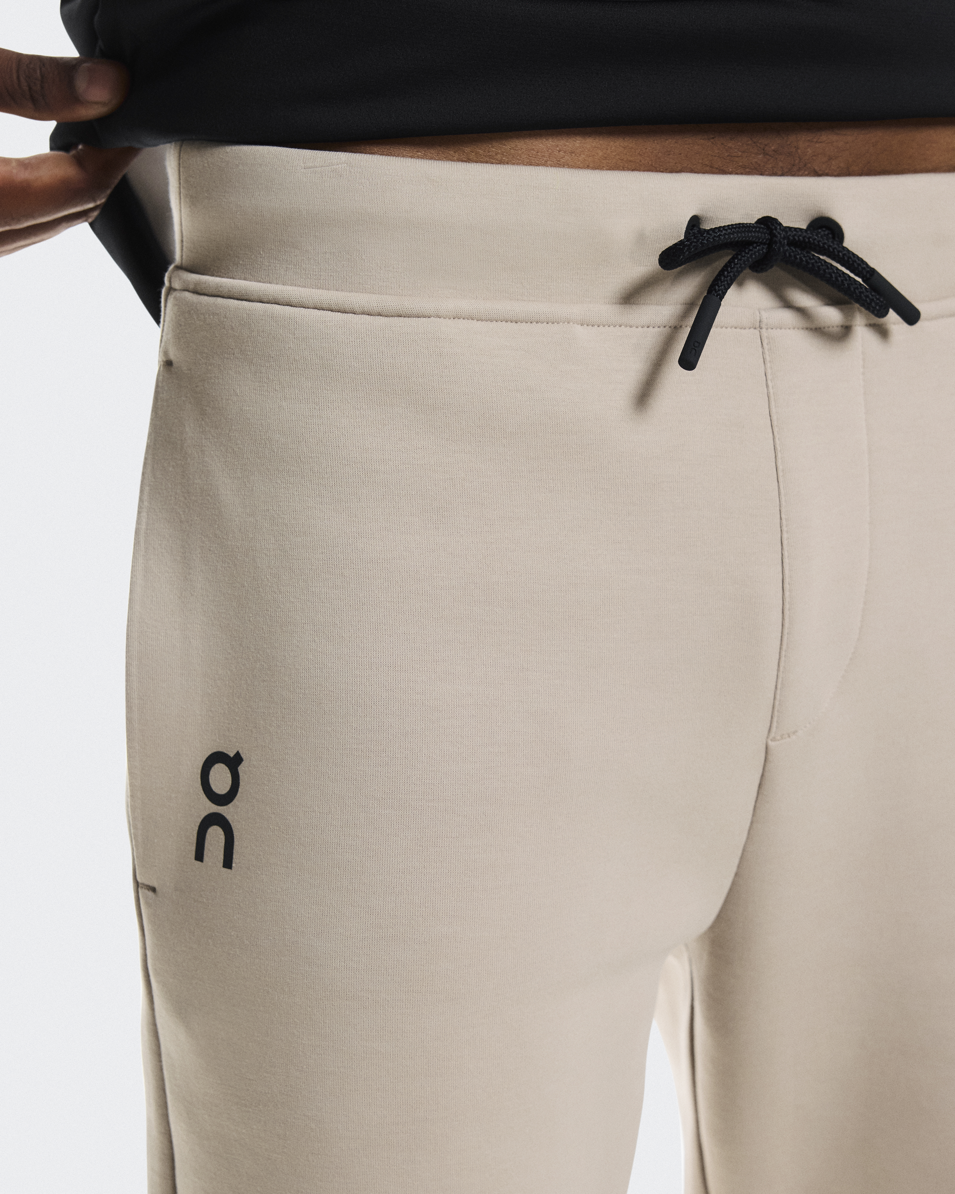 Focus Tech Sweatpants - Desert