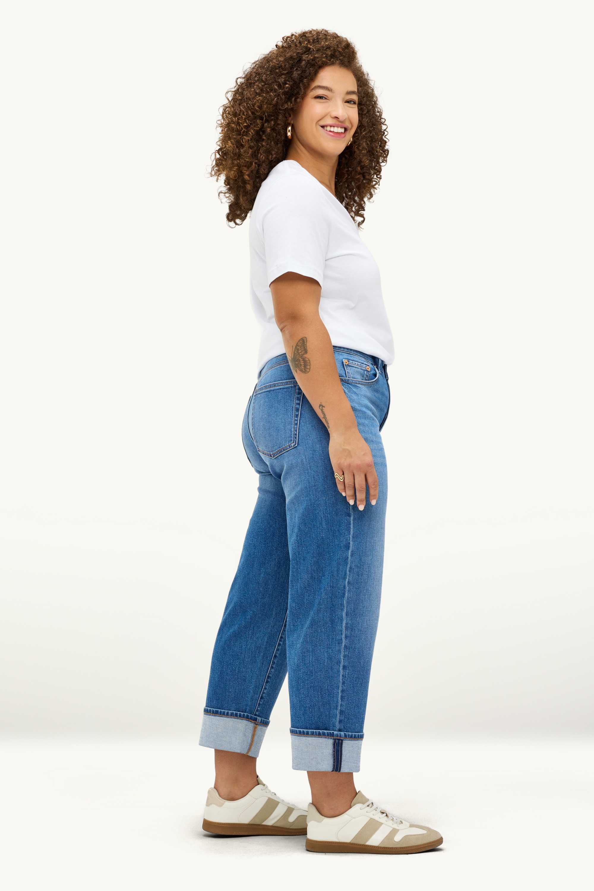 Boyfriend jeans - mid-rise waist blue denim