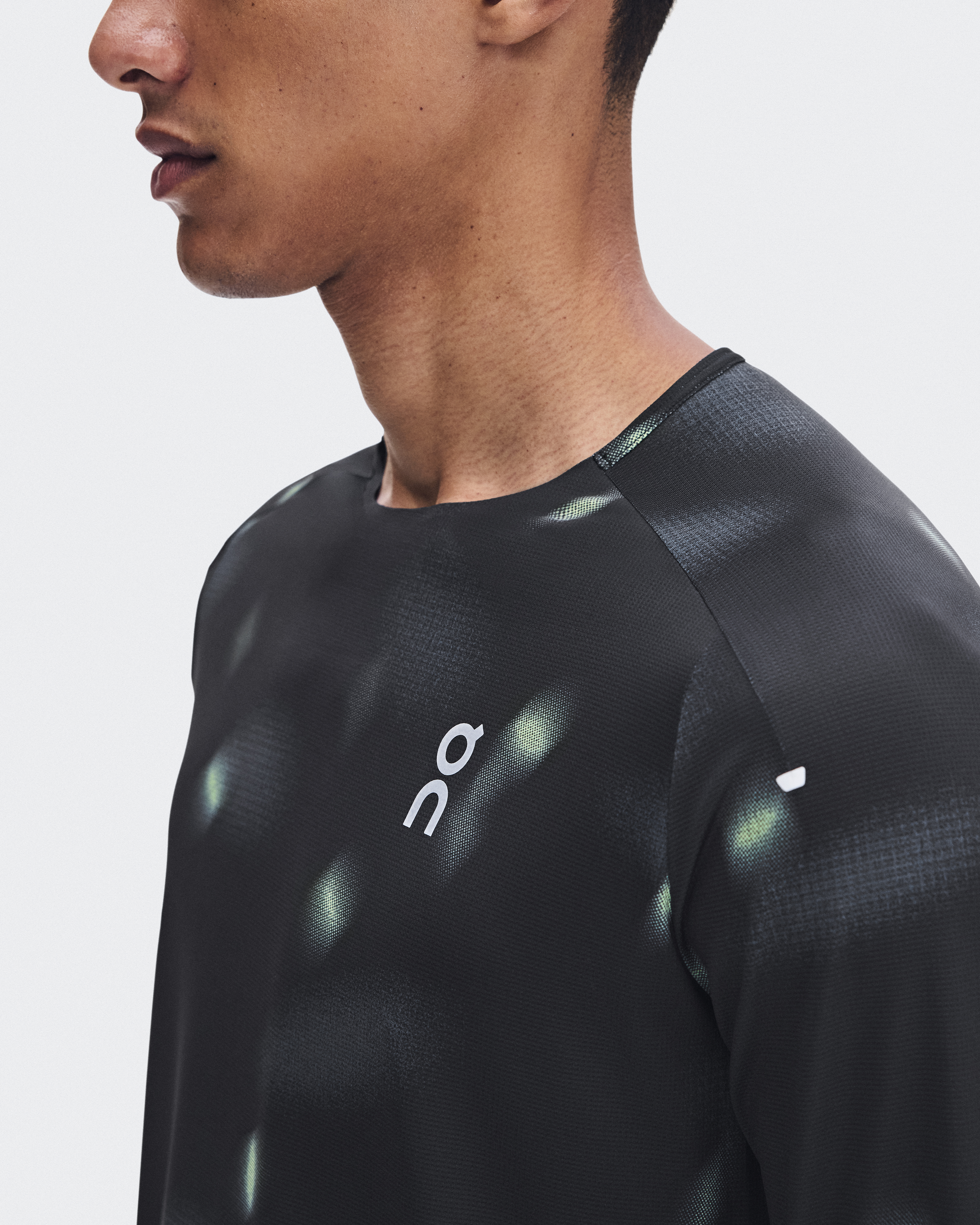 Performance Long-T Lumos - Black