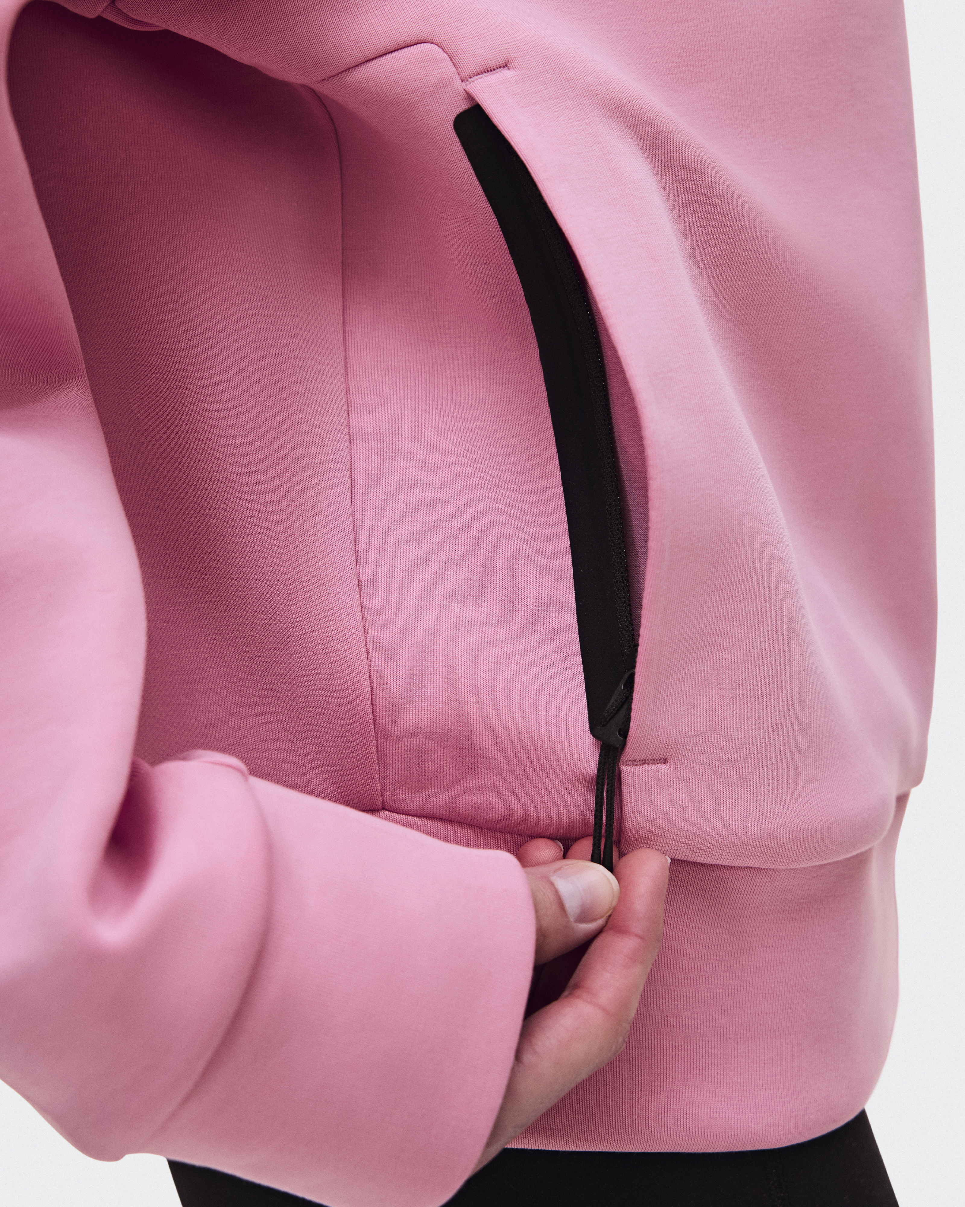 Focus Tech Zip Hoodie - Magnolia