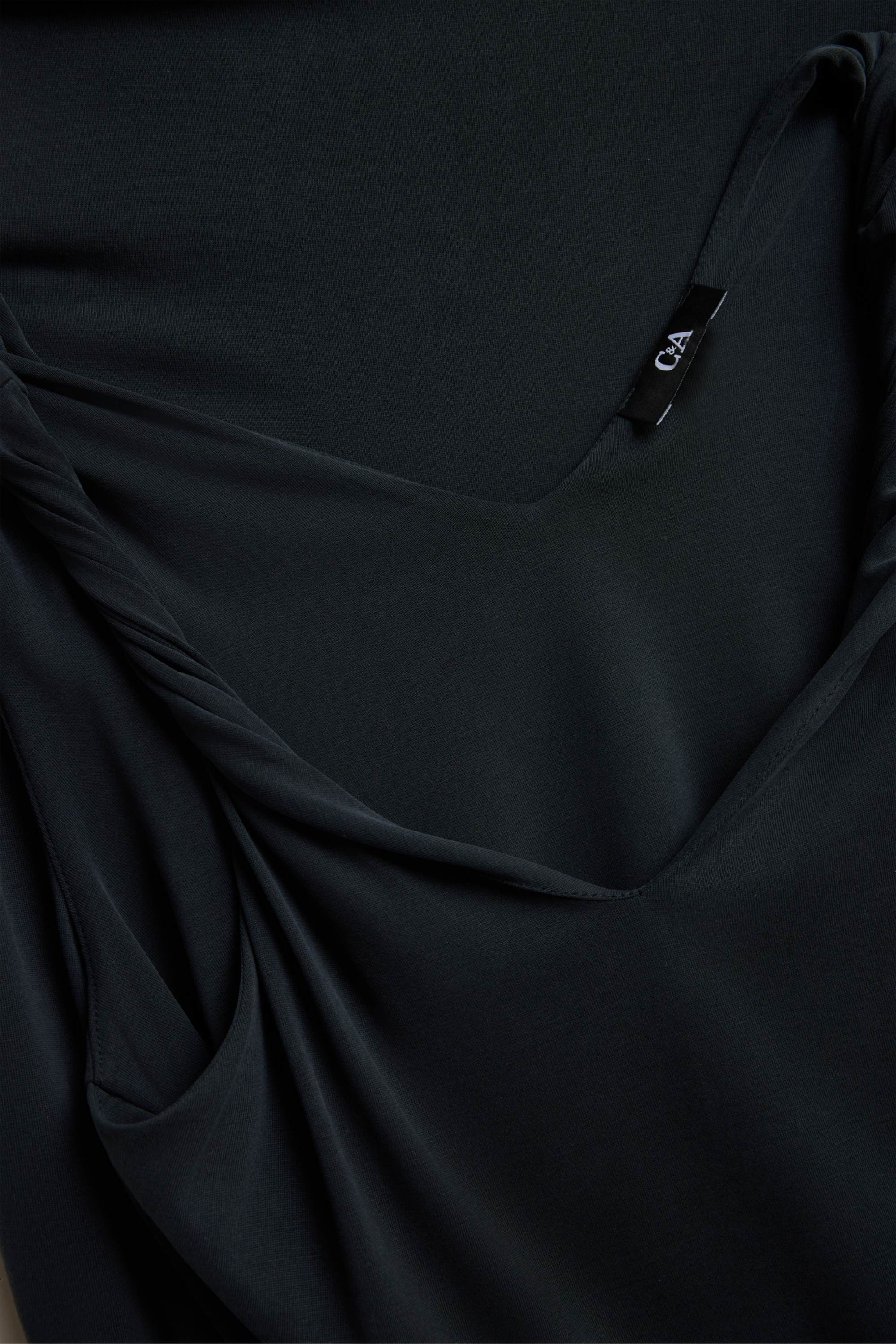 V-neck dress - straight fit black
