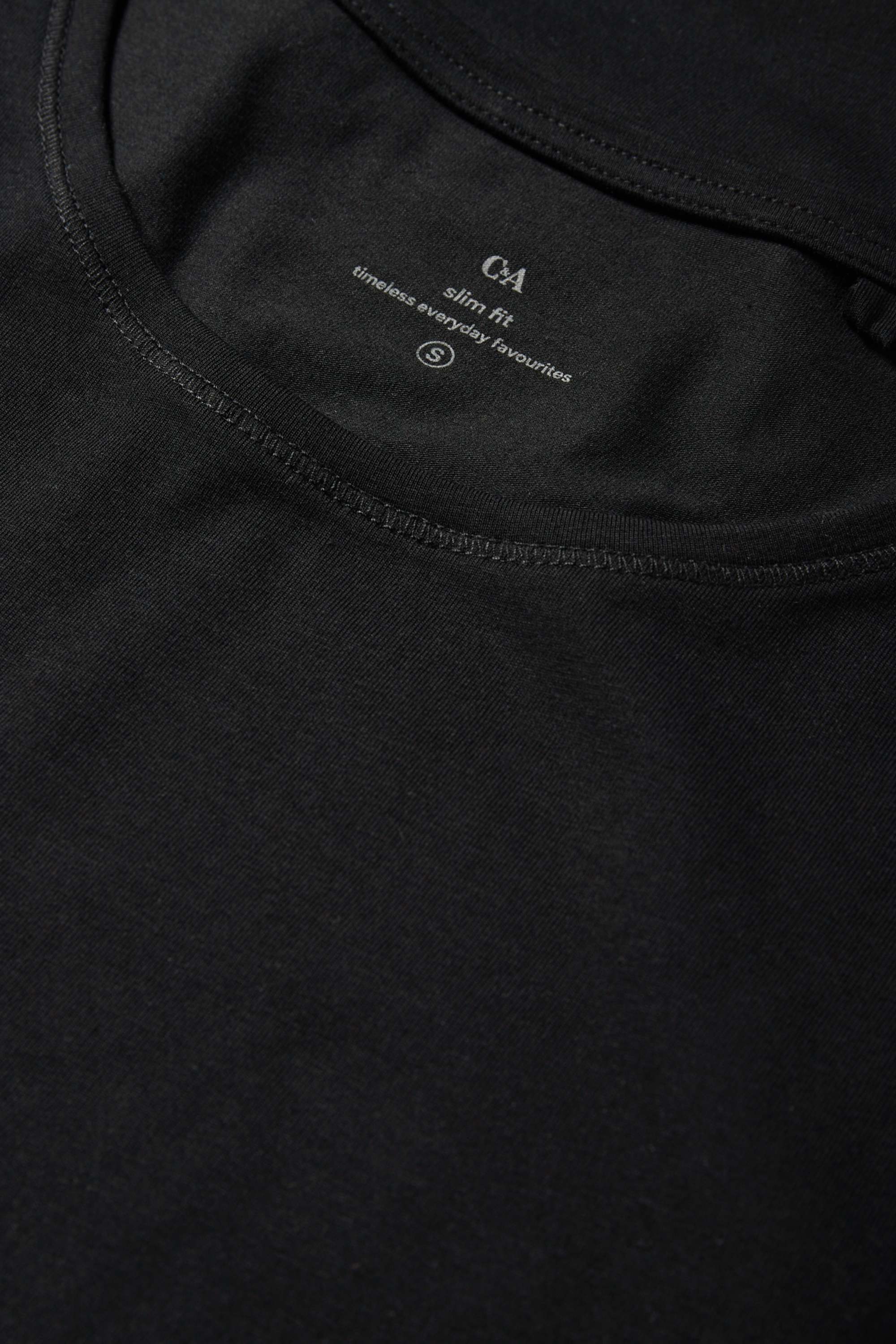 T-shirt - slim fit black