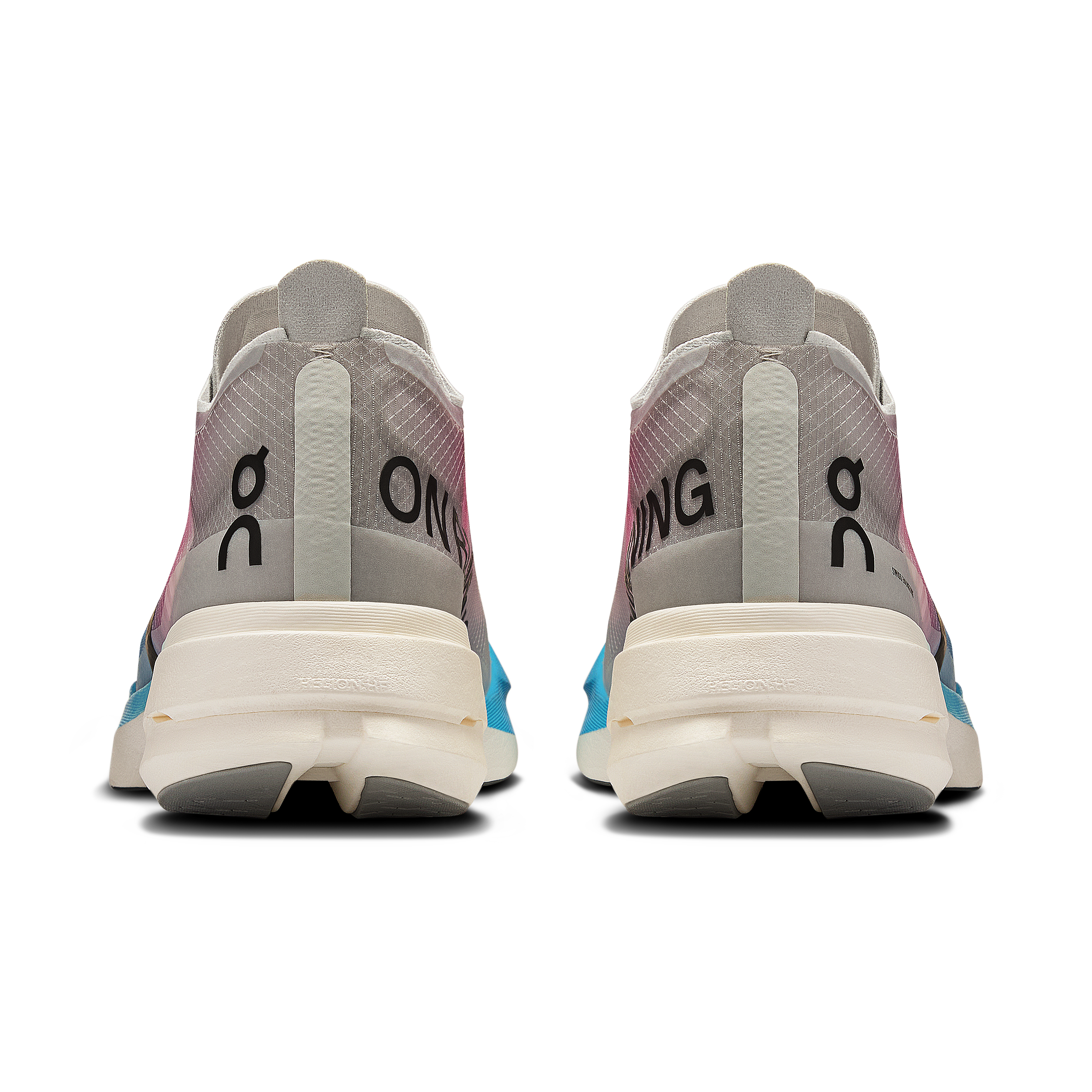 Cloudboom Strike - White | Horizon