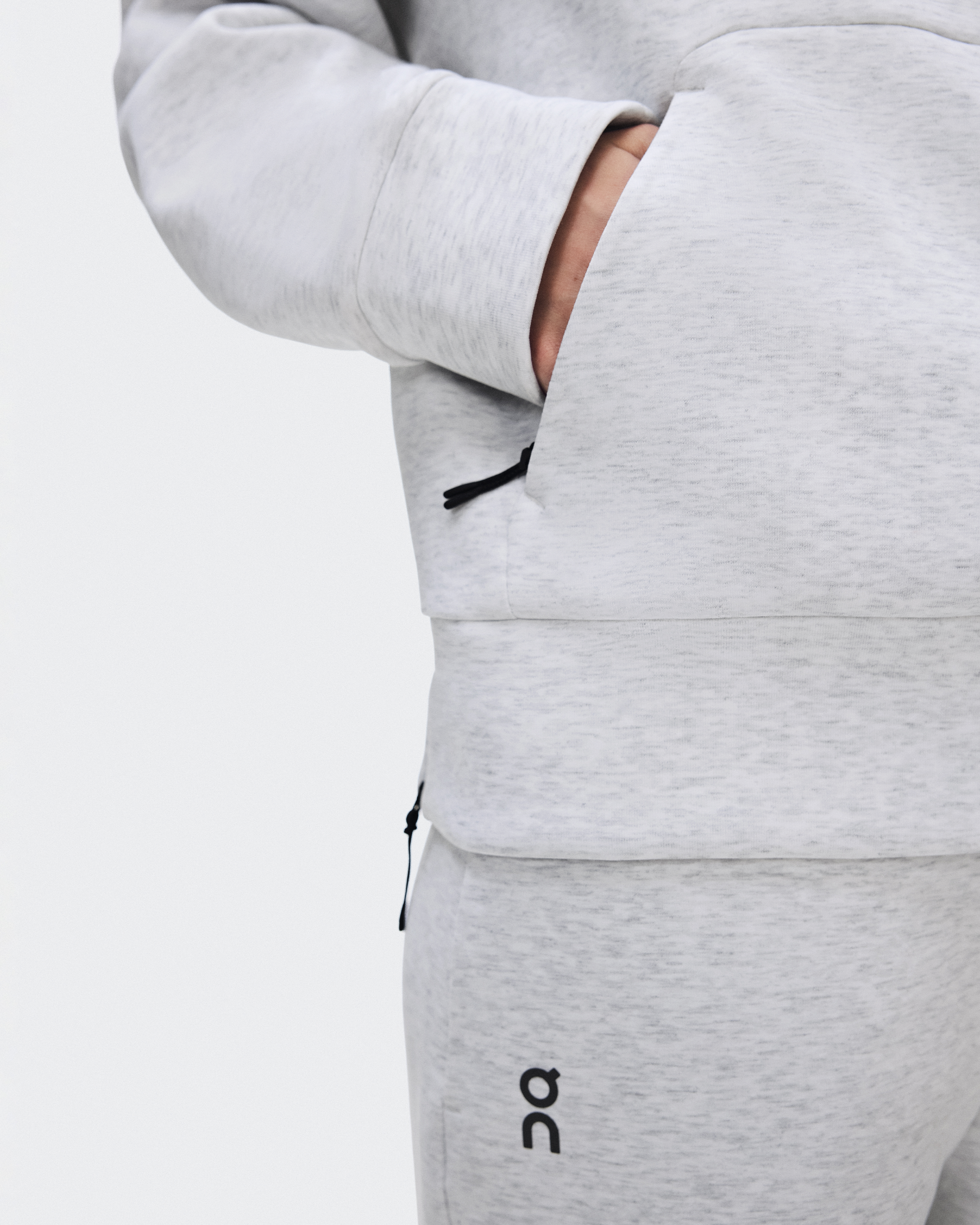 Focus Tech Hoodie - Crater