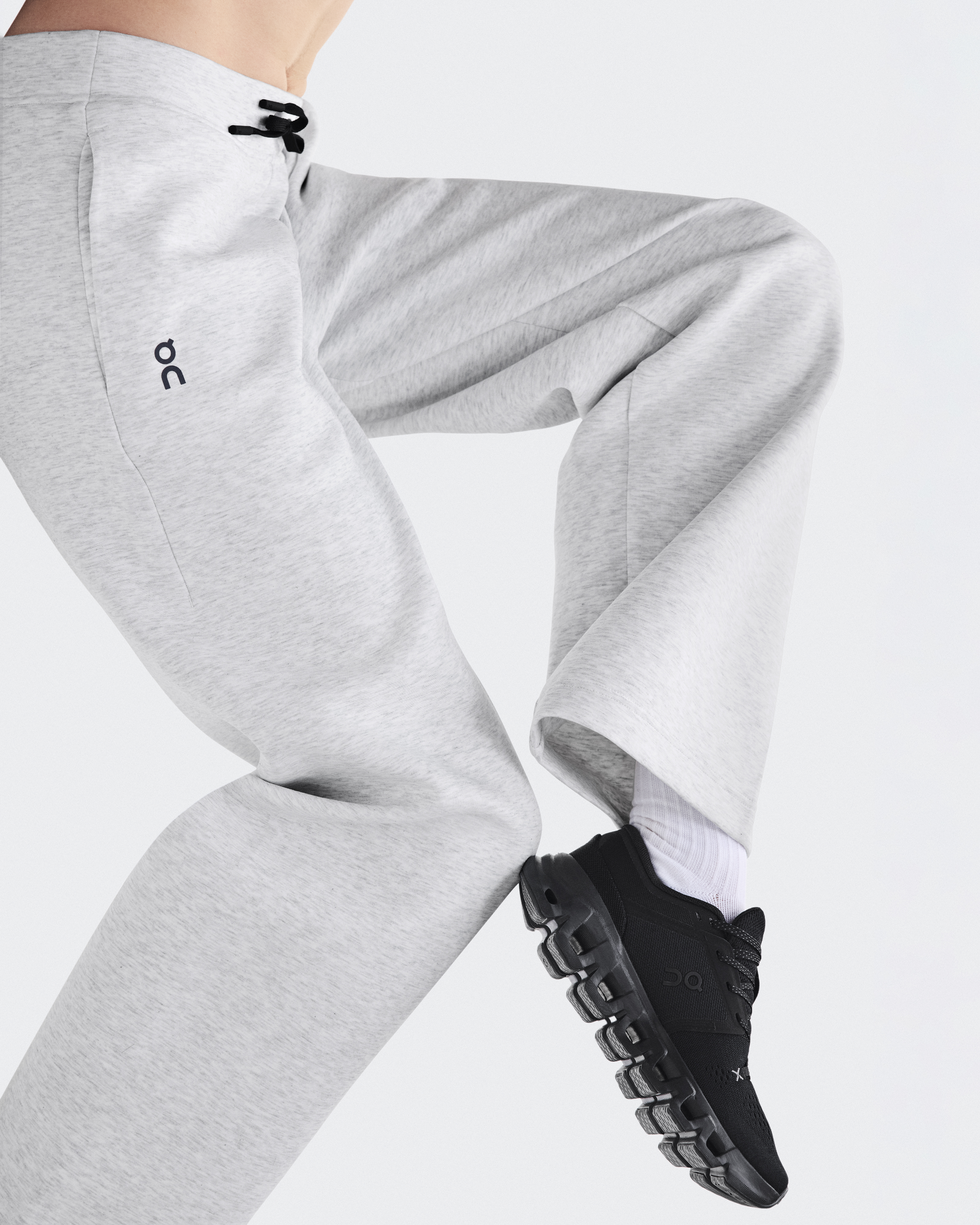 Focus Tech Sweatpants - Crater