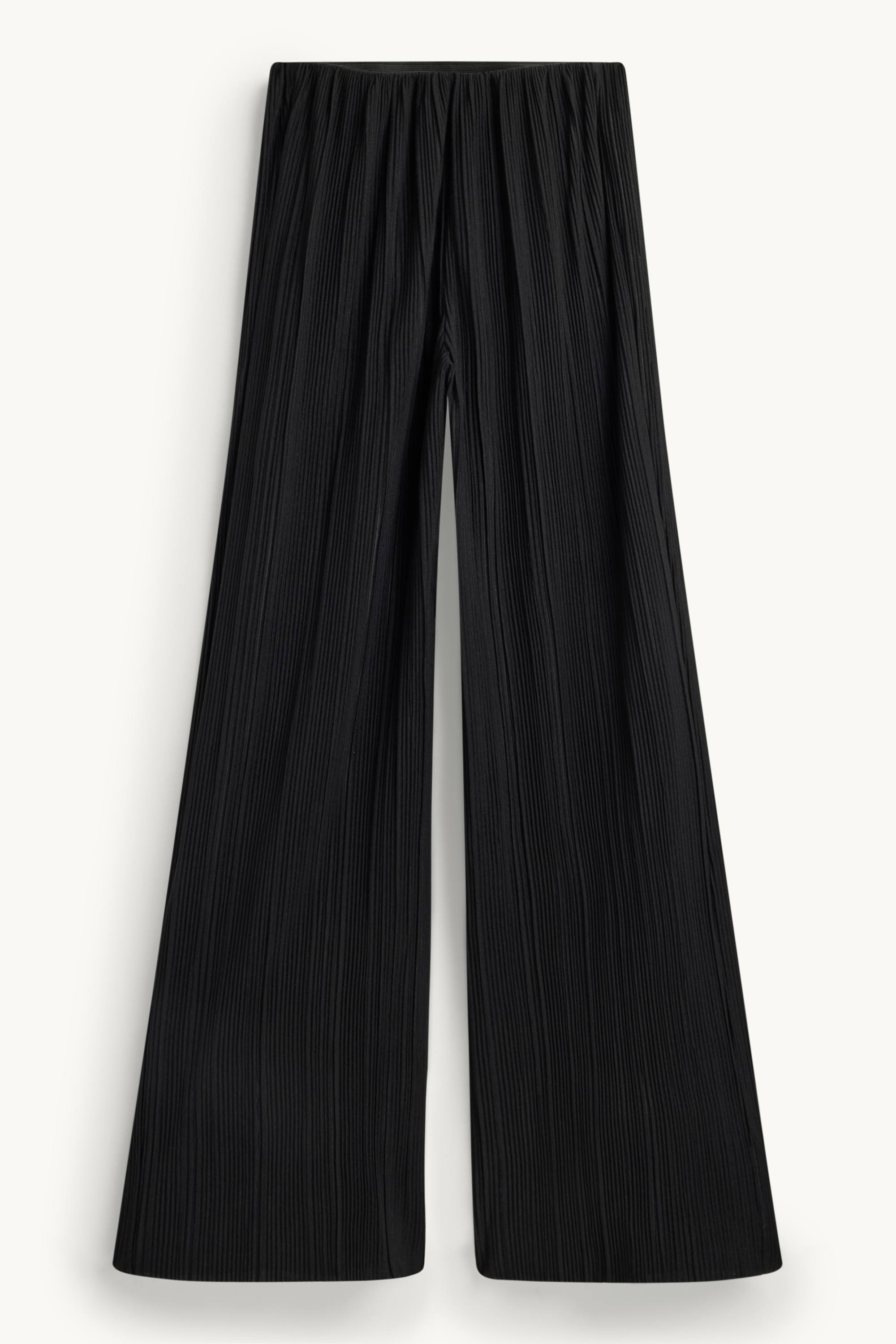 Cloth trousers - high waist - wide leg - ribbed black