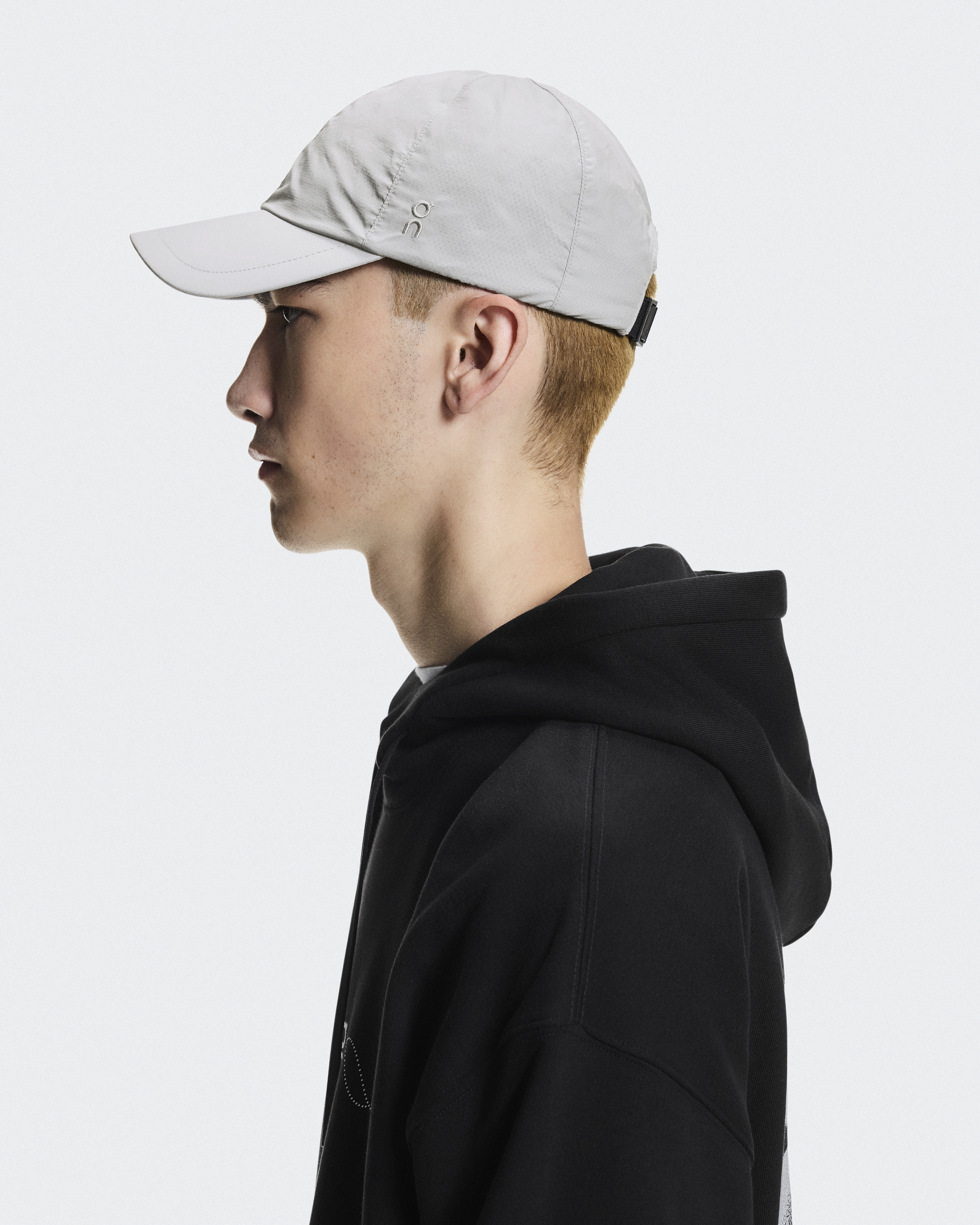 On Cap - Alloy