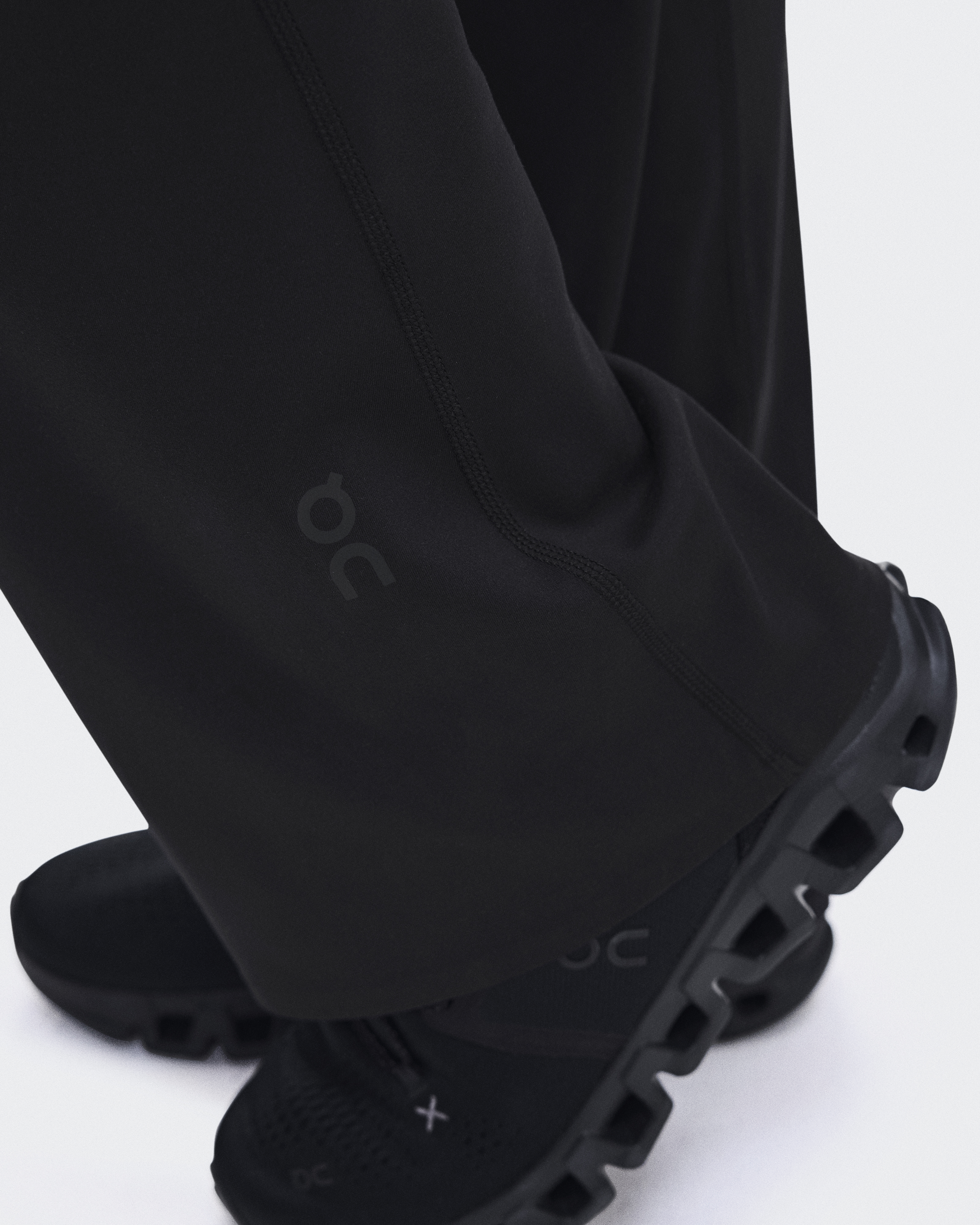 Studio Flared Pants 32" - Black