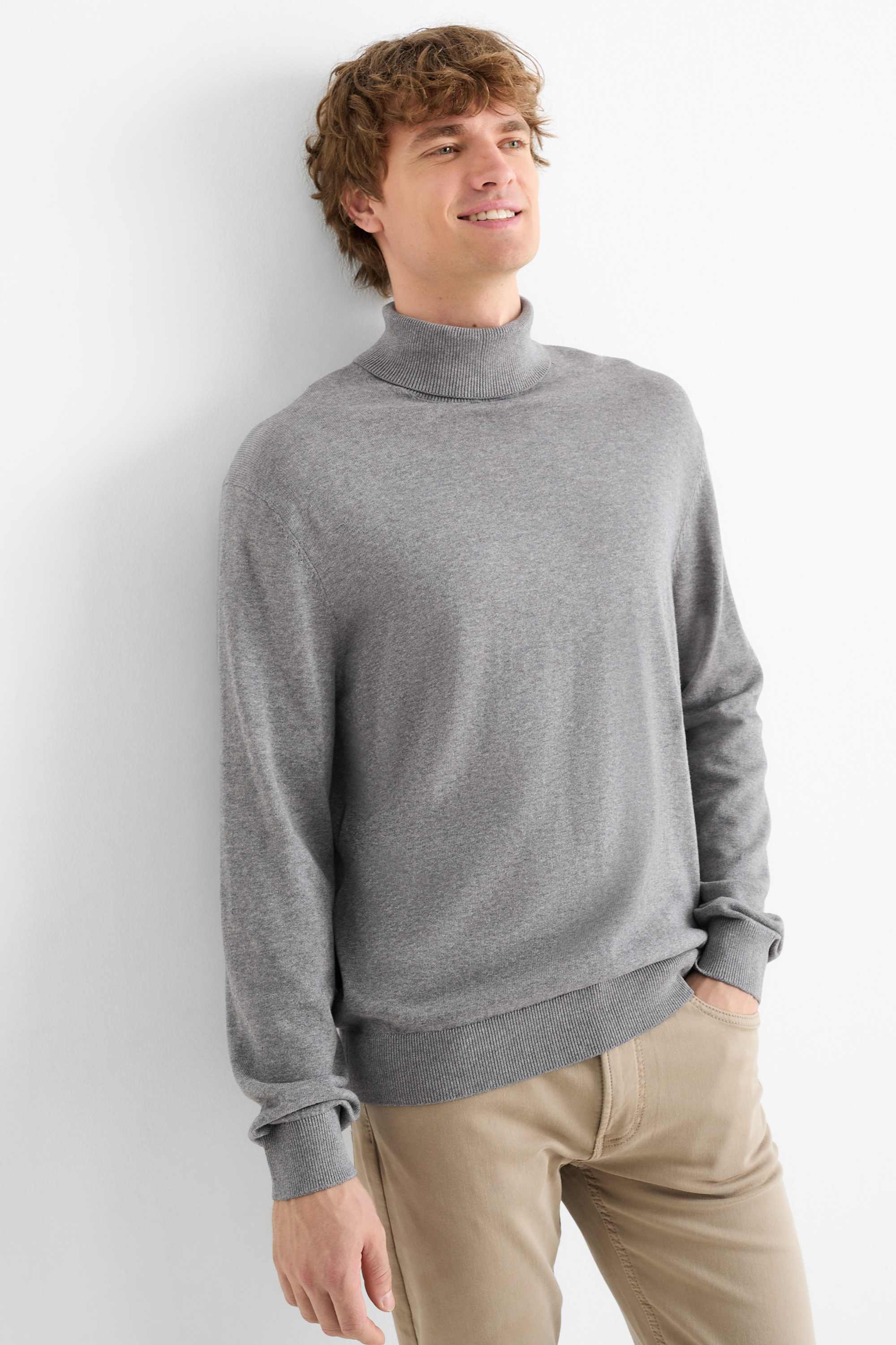 Turtleneck jumper gray