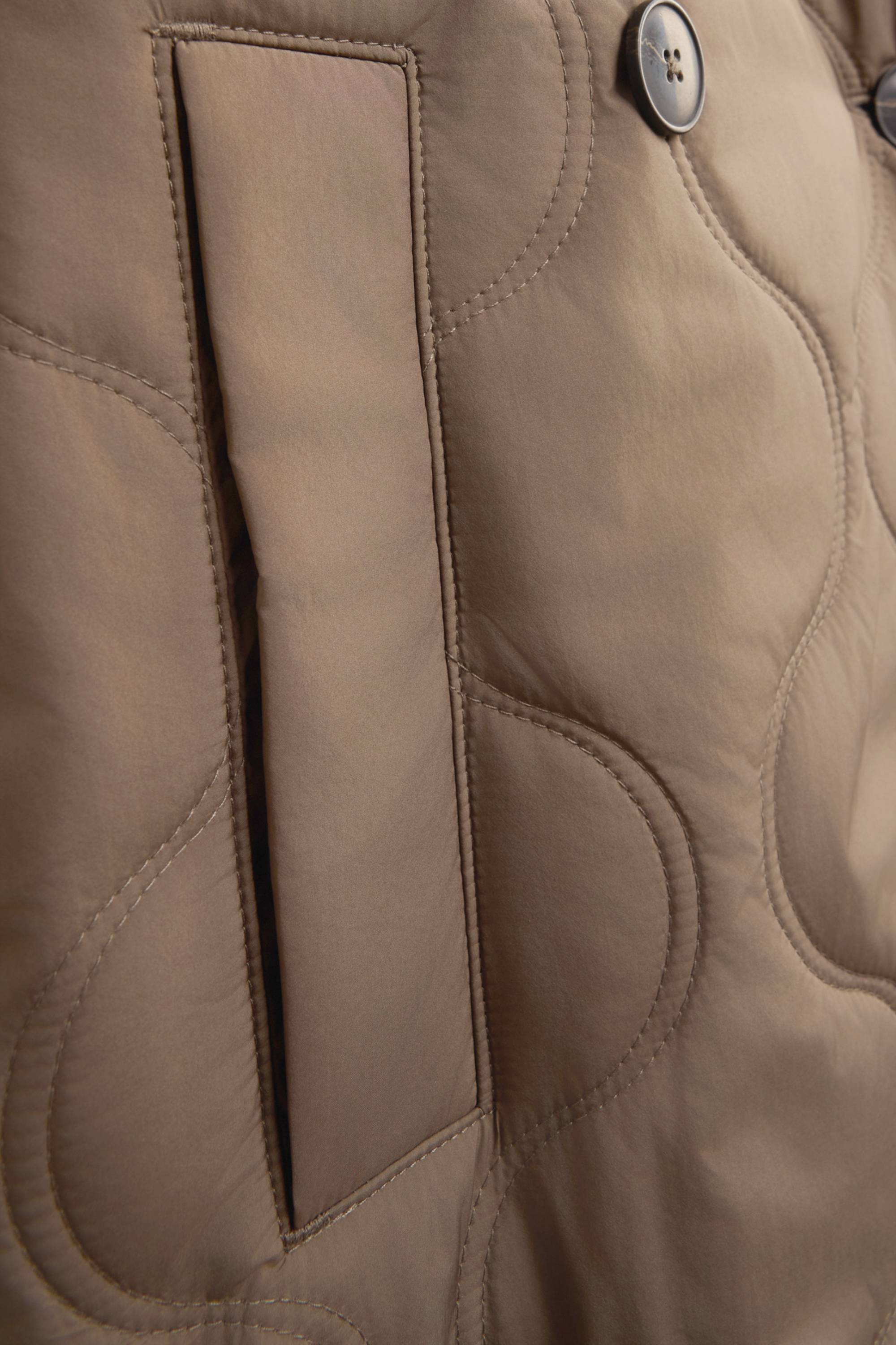 Quilted coat brown