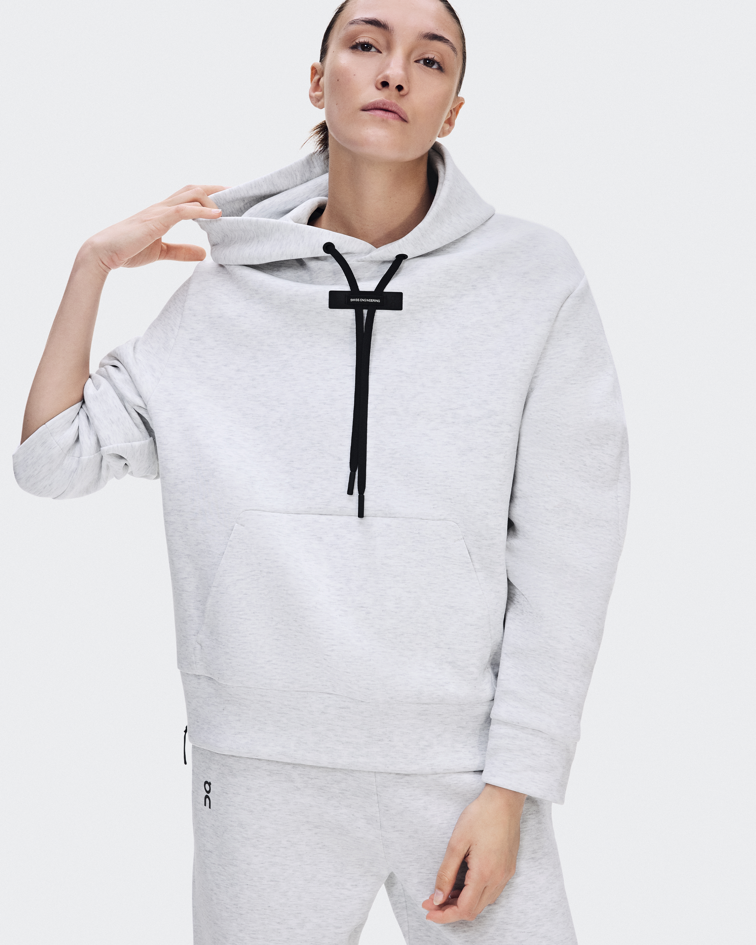 Focus Tech Hoodie - Crater