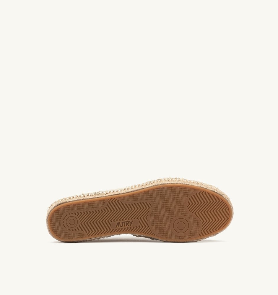 SANDY IN IVORY CANVAS
