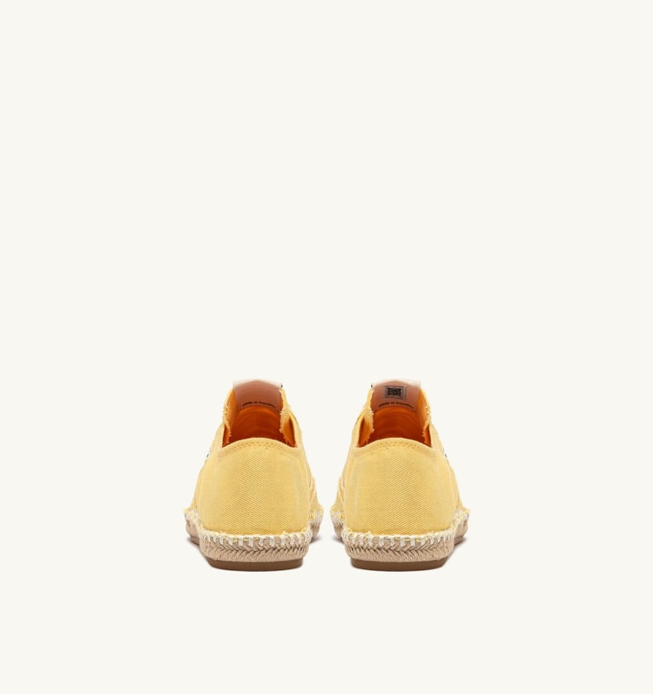 SANDY IN PASTEL YELLOW CANVAS