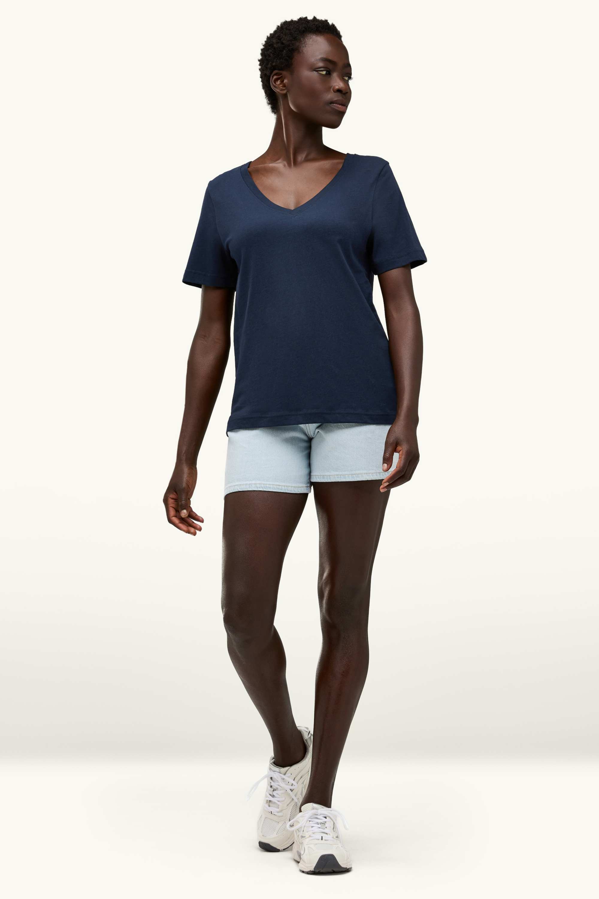 V-neck T-shirt - regular fit dark blue