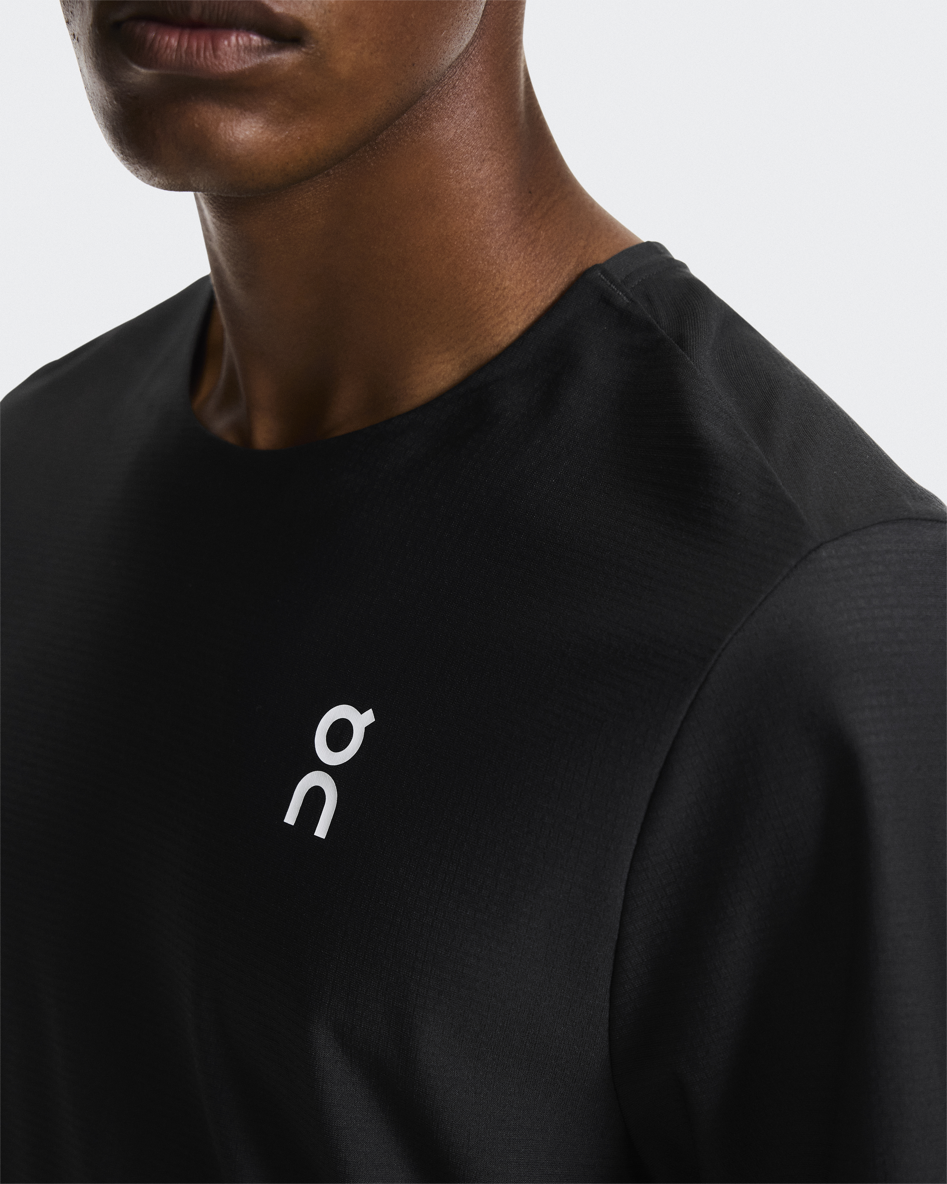Court-T - Black