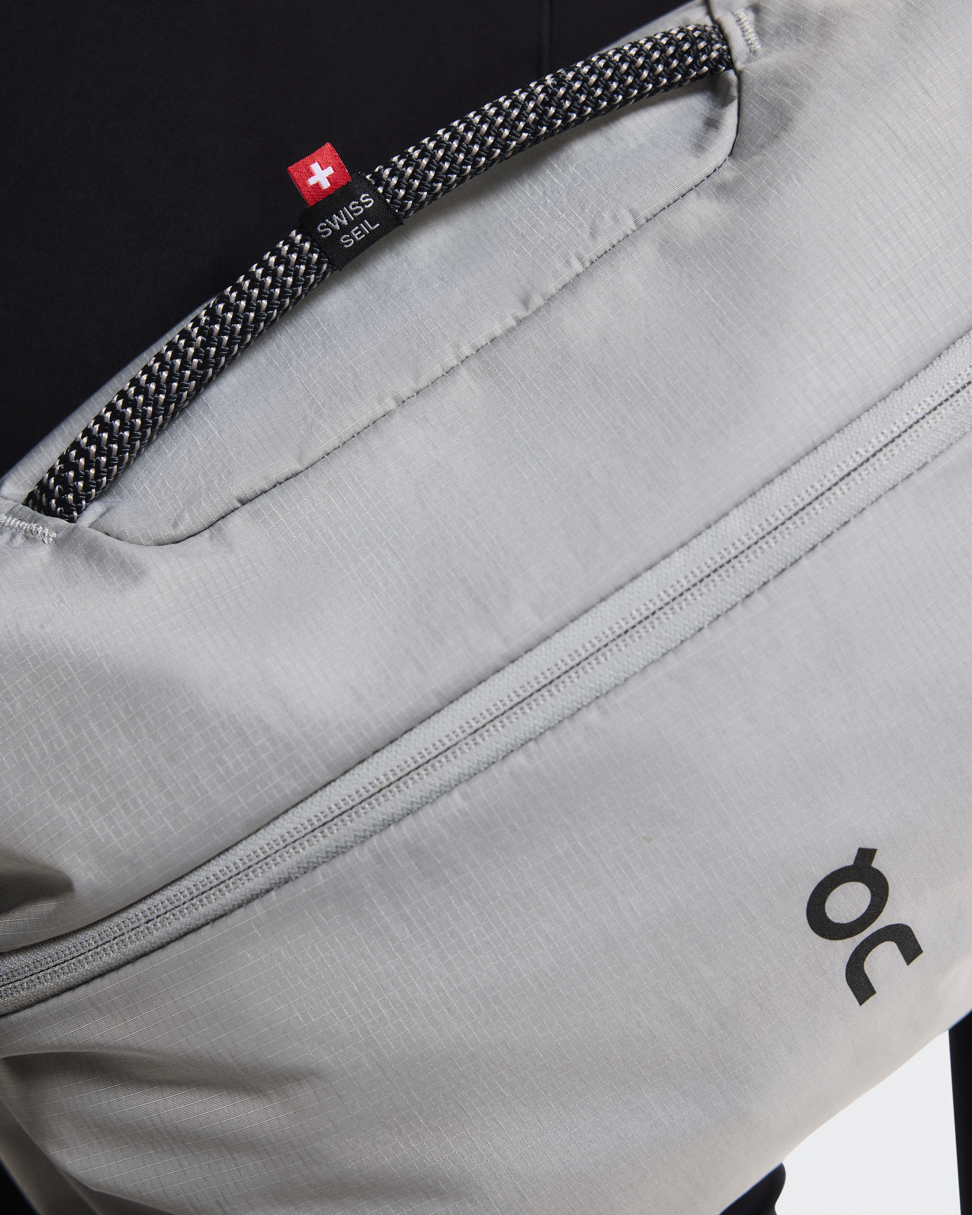 Sling Pack 9L - Glacier | Black