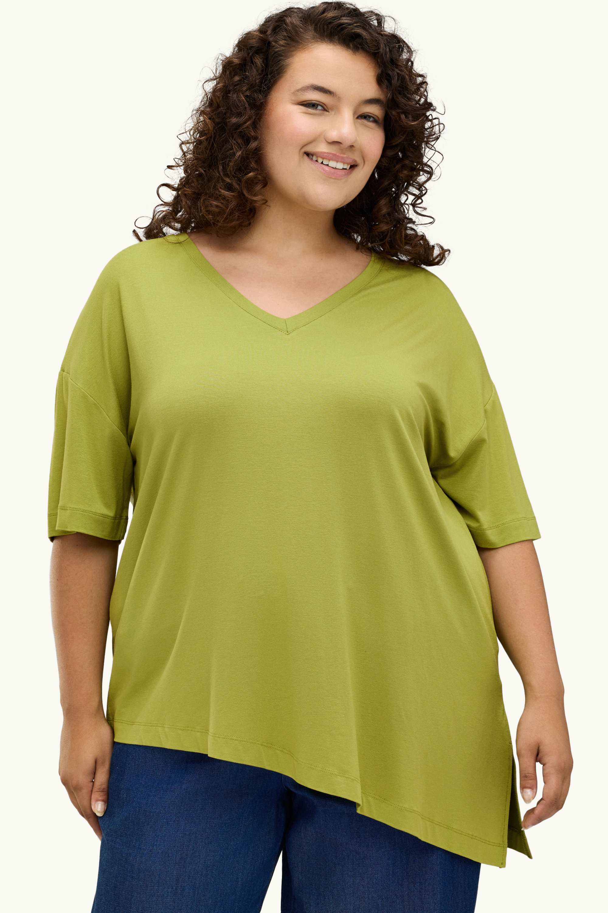 V-neck T-shirt - relaxed fit light green