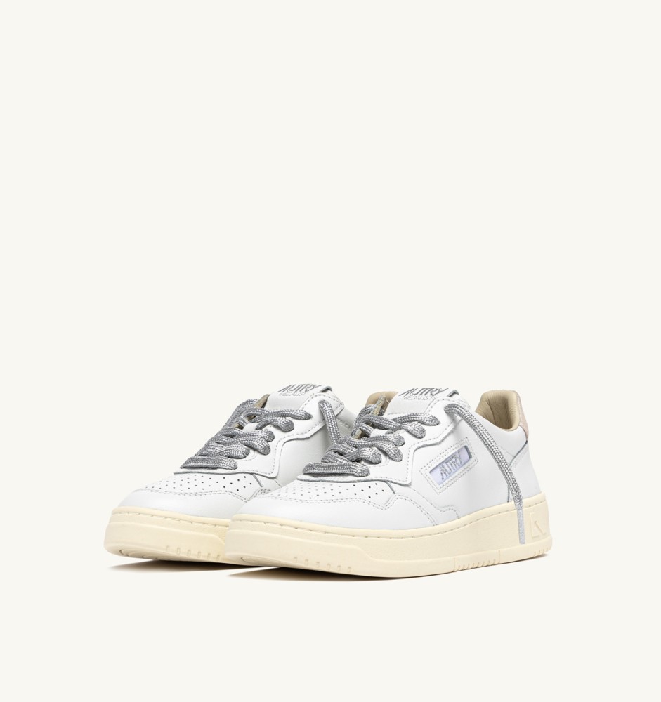 MEDALIST LOW IN WHITE LEATHER WITH SILVER-TONE LUREX DETAILS