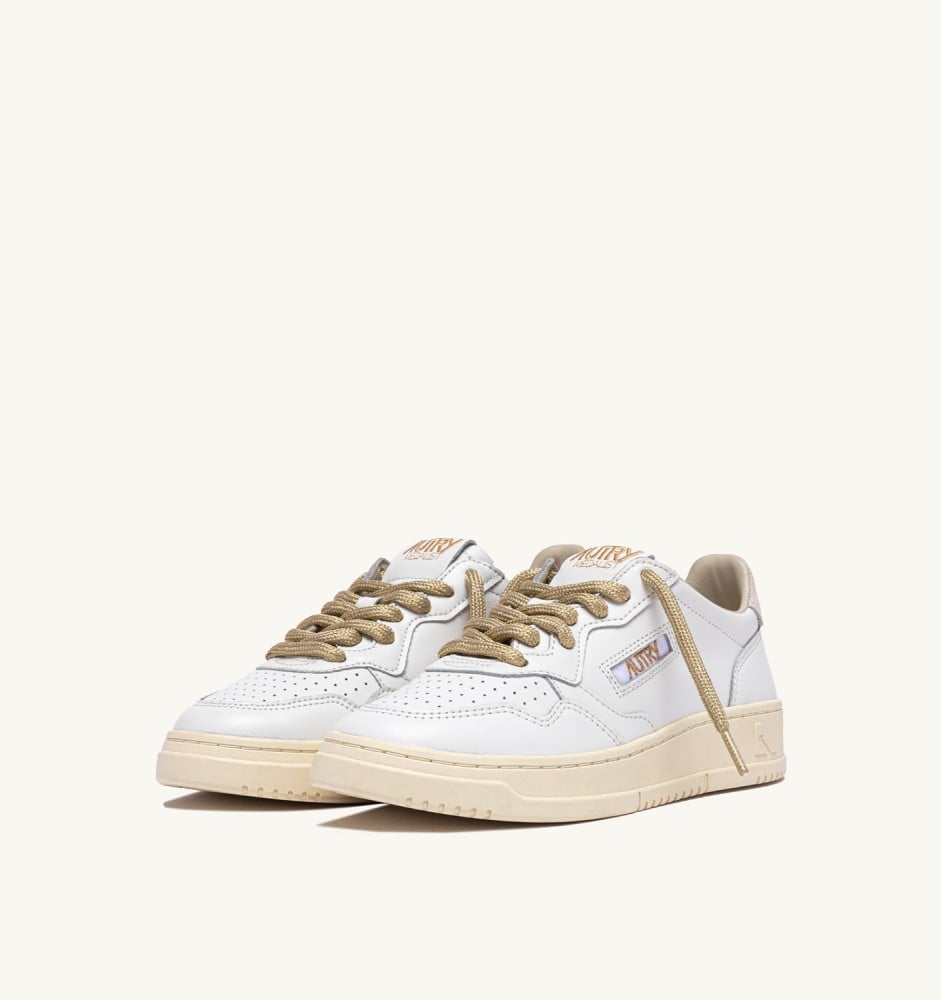 MEDALIST LOW IN WHITE LEATHER WITH GOLD-TONE LUREX DETAILS