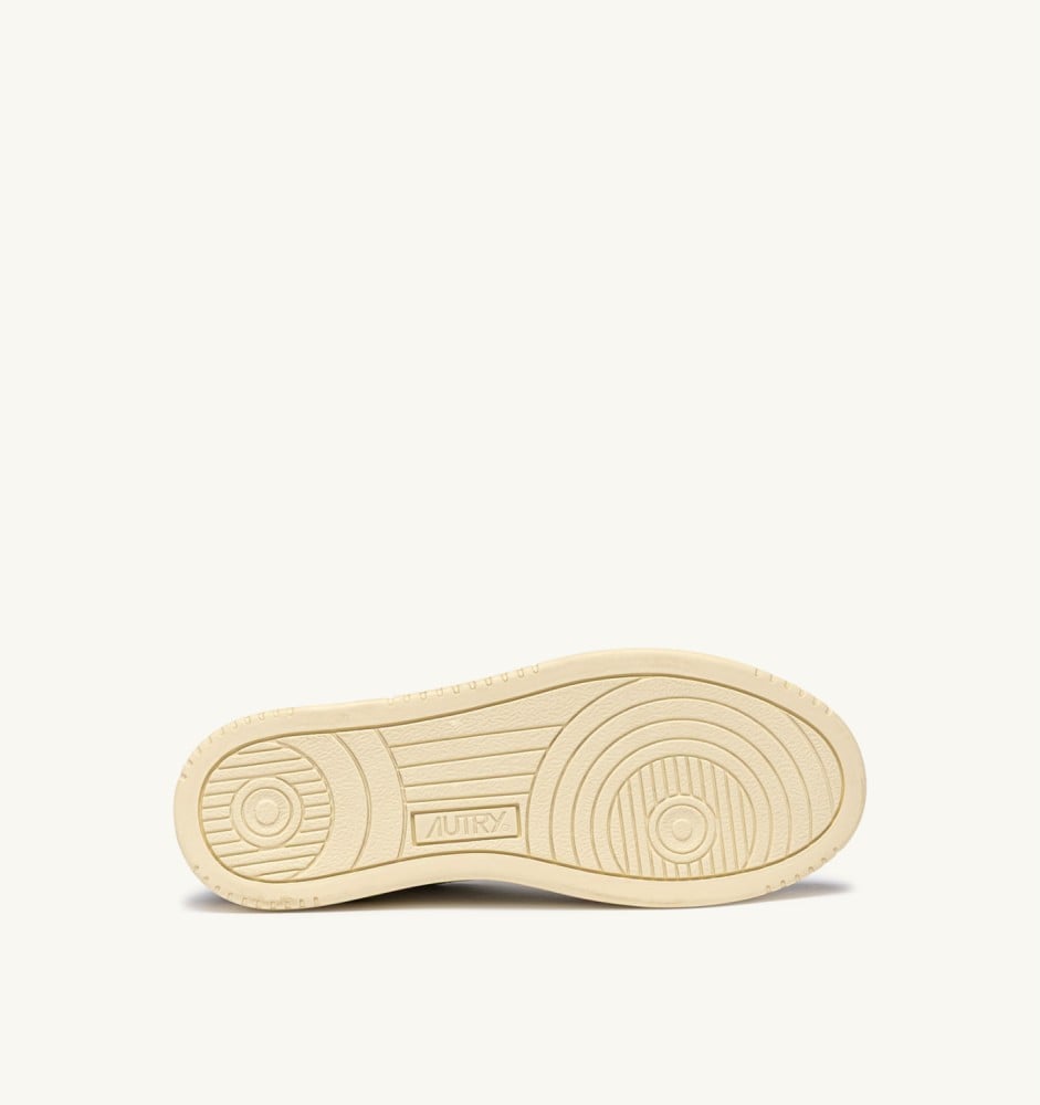MEDALIST LOW IN WHITE LEATHER AND MAHOGANY SUEDE
