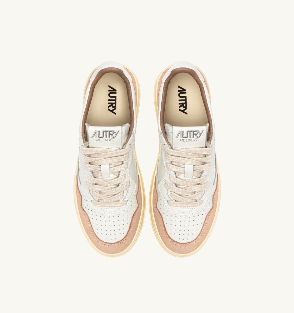 MEDALIST LOW IN WHITE LEATHER AND PHARD SUEDE