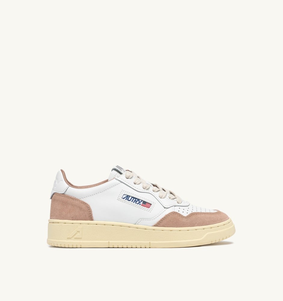 MEDALIST LOW IN WHITE LEATHER AND ROSE CANNEL SUEDE