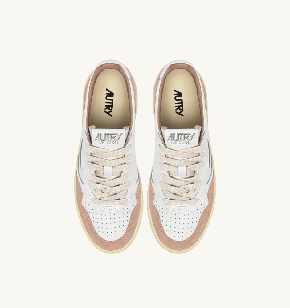 MEDALIST LOW IN WHITE LEATHER AND ROSE CANNEL SUEDE