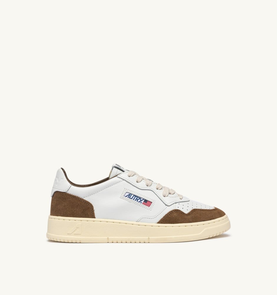 MEDALIST LOW IN WHITE LEATHER AND TOBACCO SUEDE
