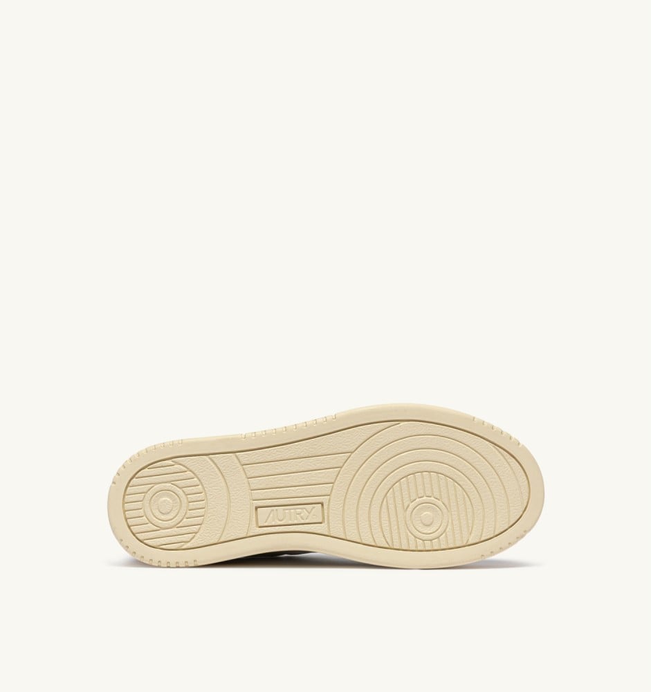 MEDALIST LOW IN LEATHER AND SUEDE COLOR WHITE AND HAWAIIAN SUNSET WITH LETTERING