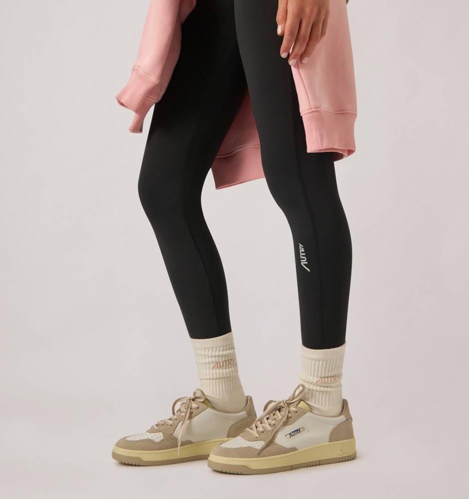MEDALIST LOW IN FEATHER GRAY AND LAMB LEATHER AND SUEDE